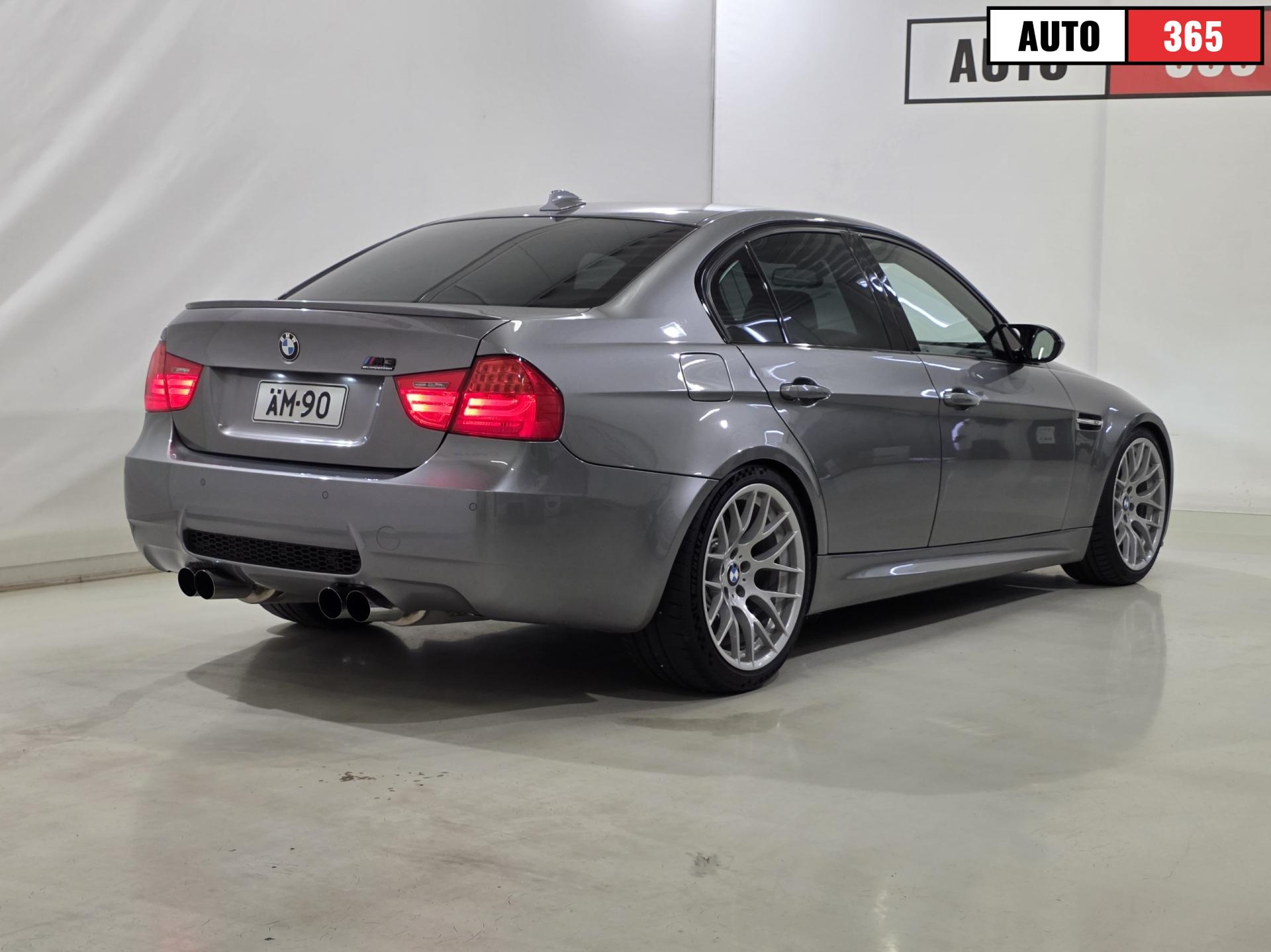 BMW M3 - Image 4