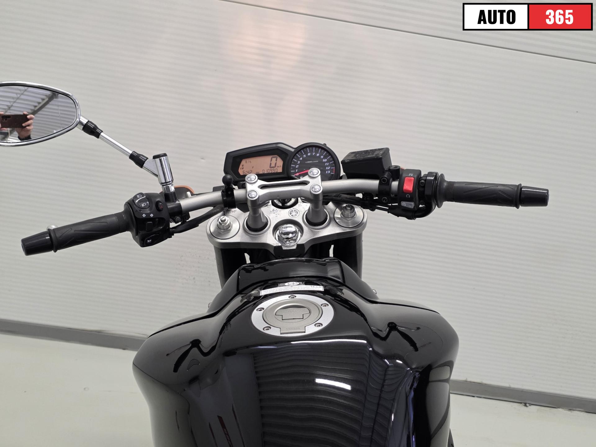 Yamaha FZ1-N - Image 8