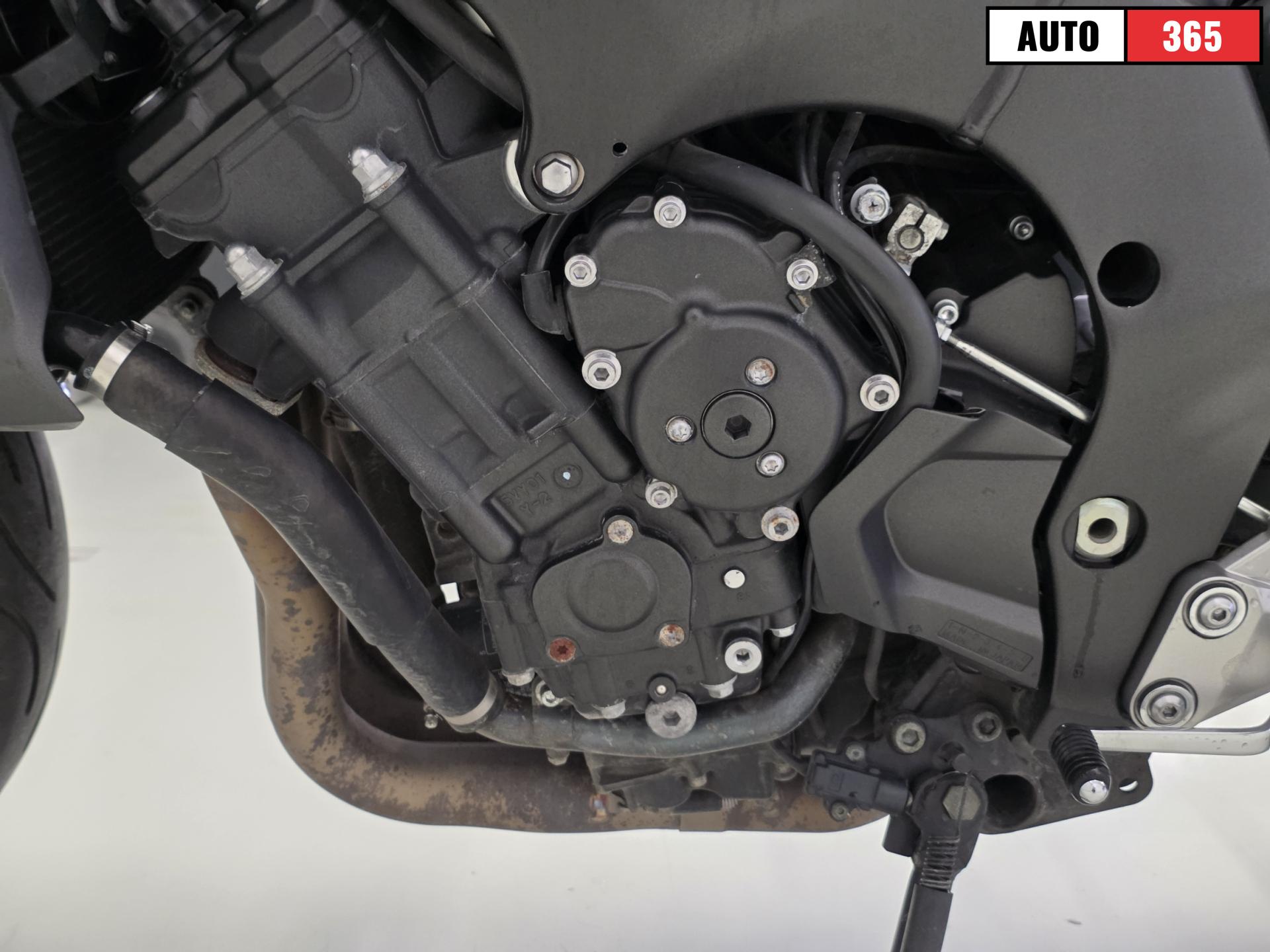 Yamaha FZ1-N - Image 13