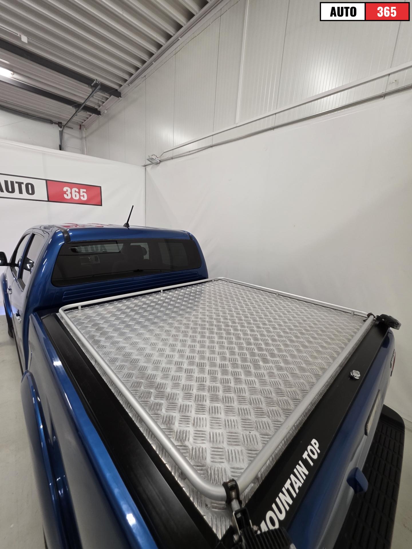 Toyota Hilux - Image 5