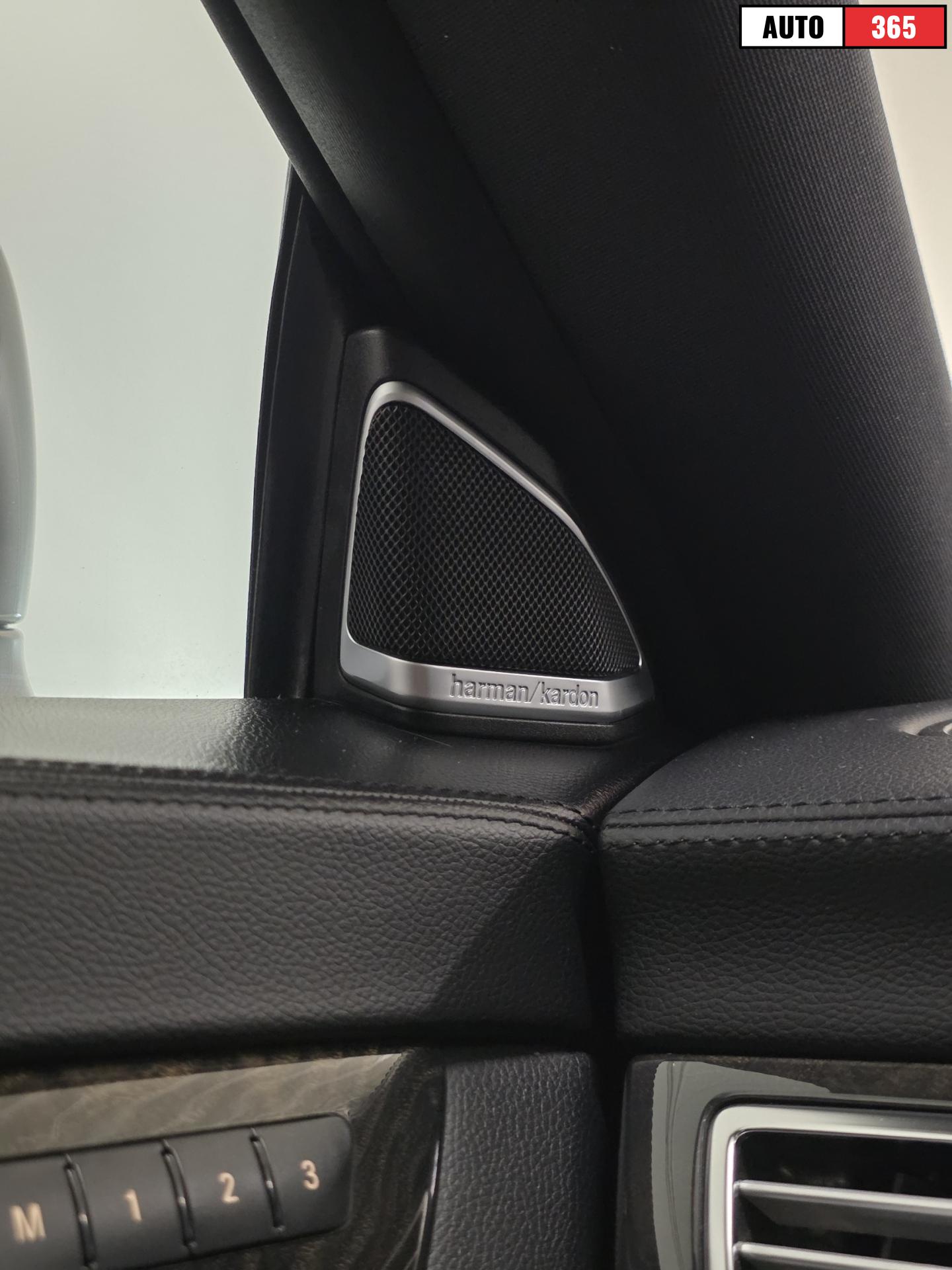 Mercedes-Benz CLS - Image 21