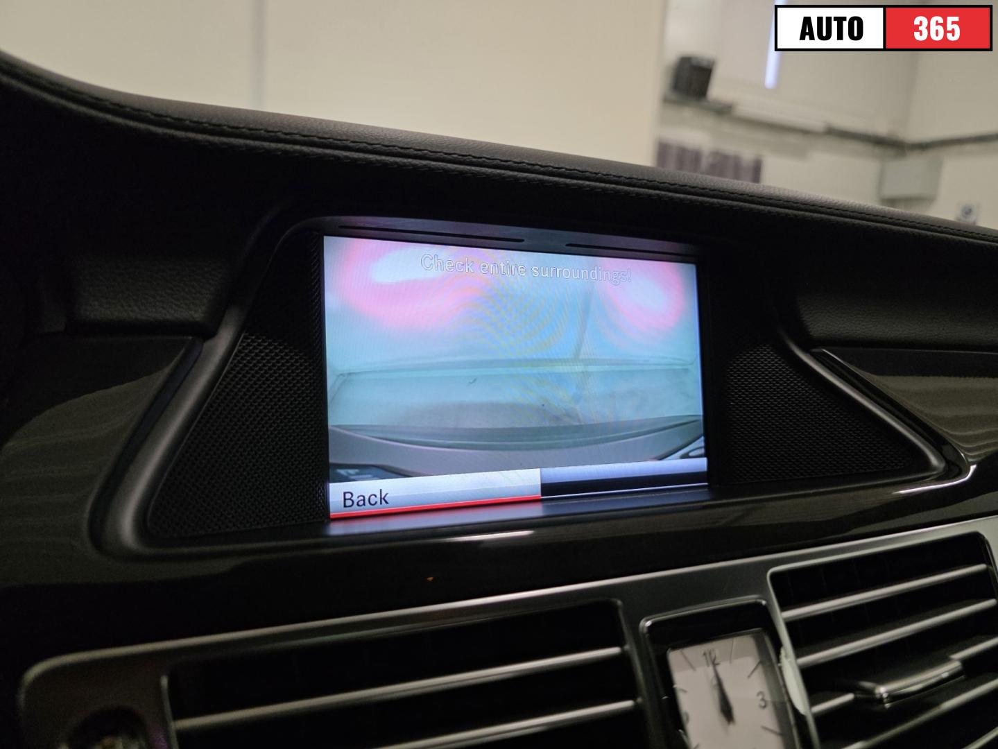 Mercedes-Benz CLS - Image 16