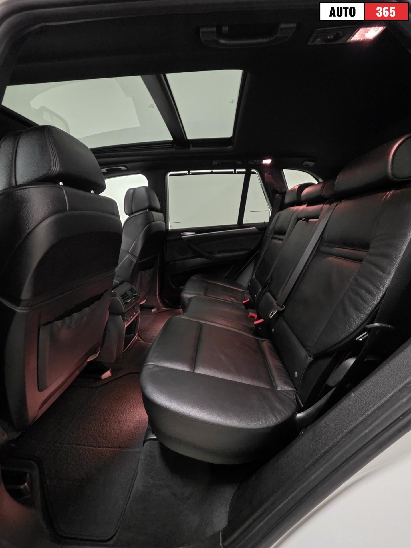 BMW X5 - Image 11