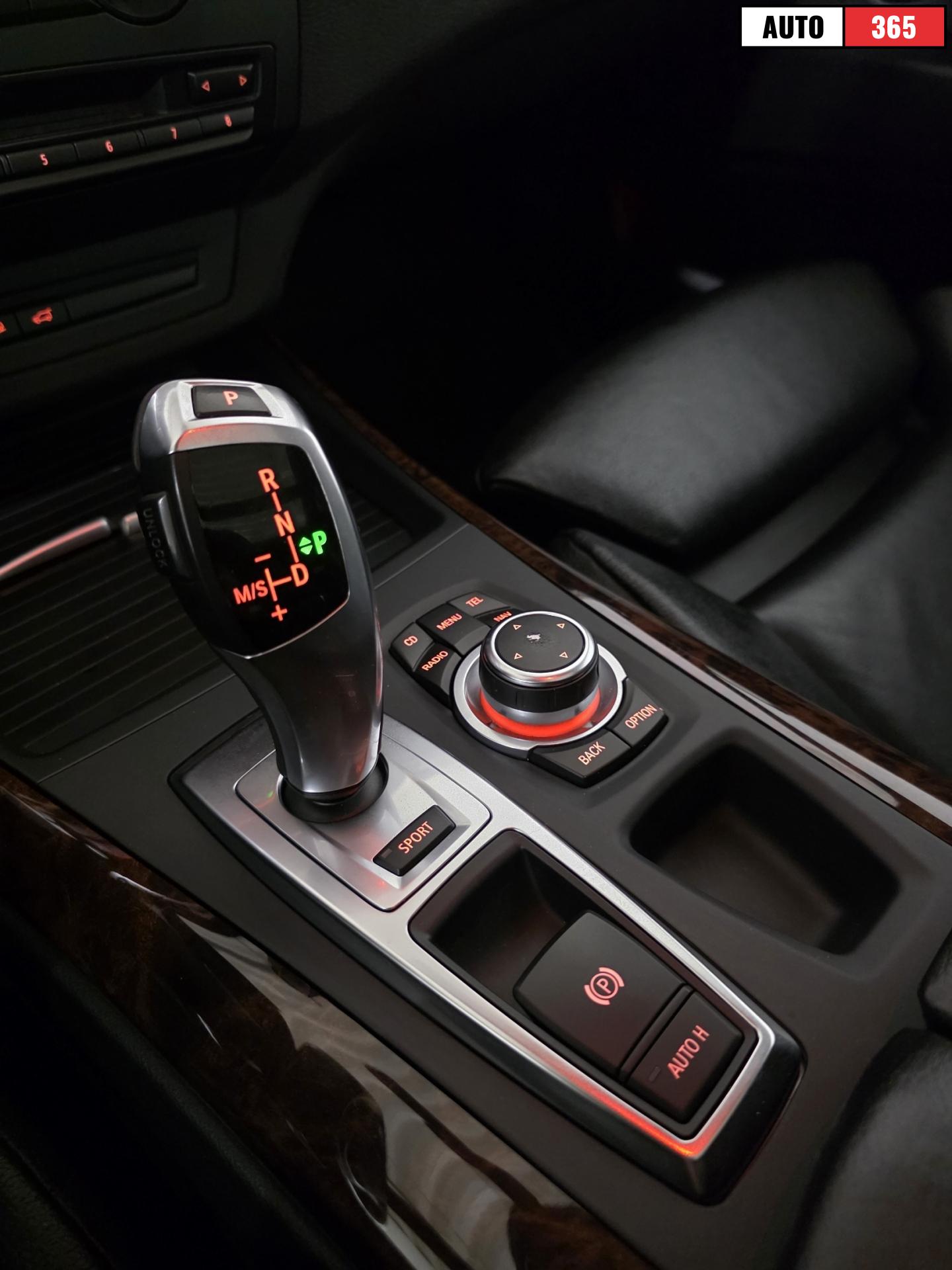 BMW X5 - Image 18