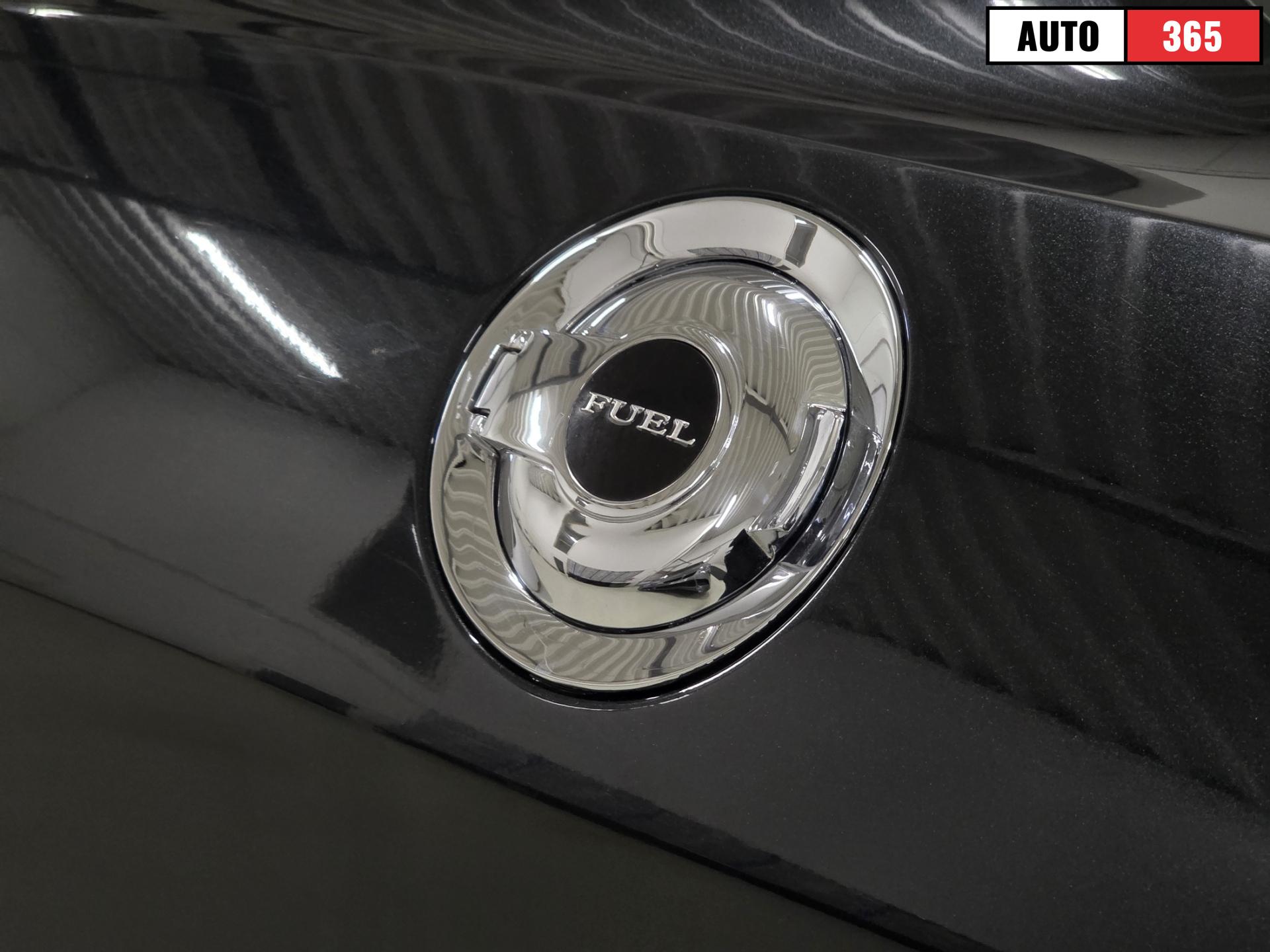 Dodge Challenger - Image 8