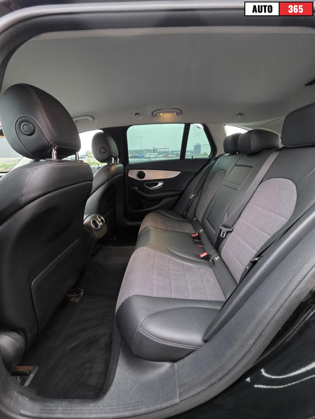Mercedes-Benz C - Image 9