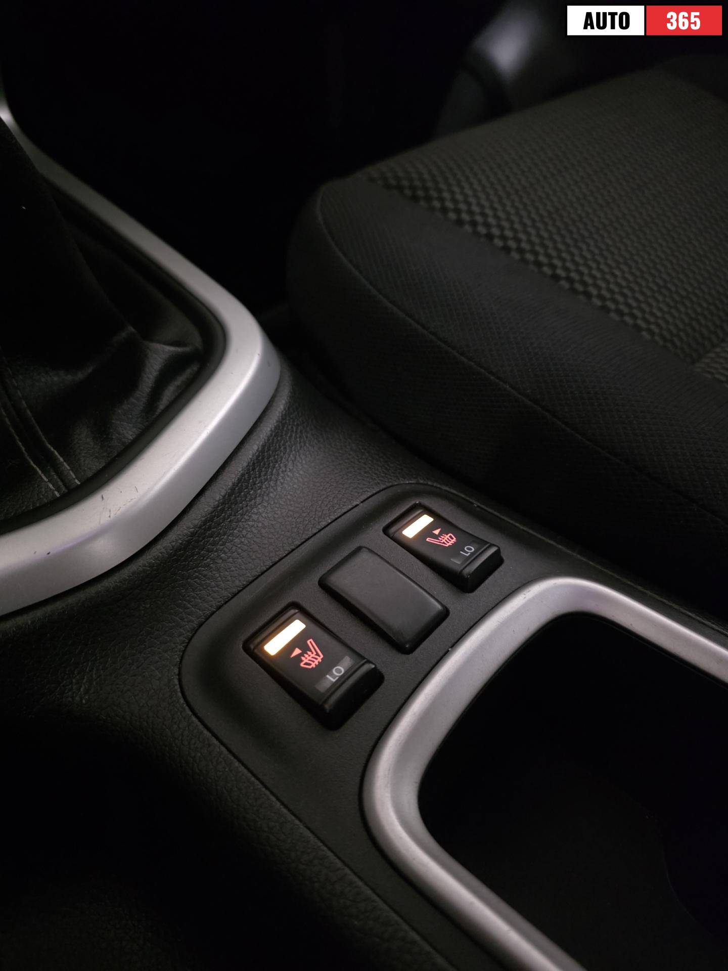 Nissan Navara - Image 19