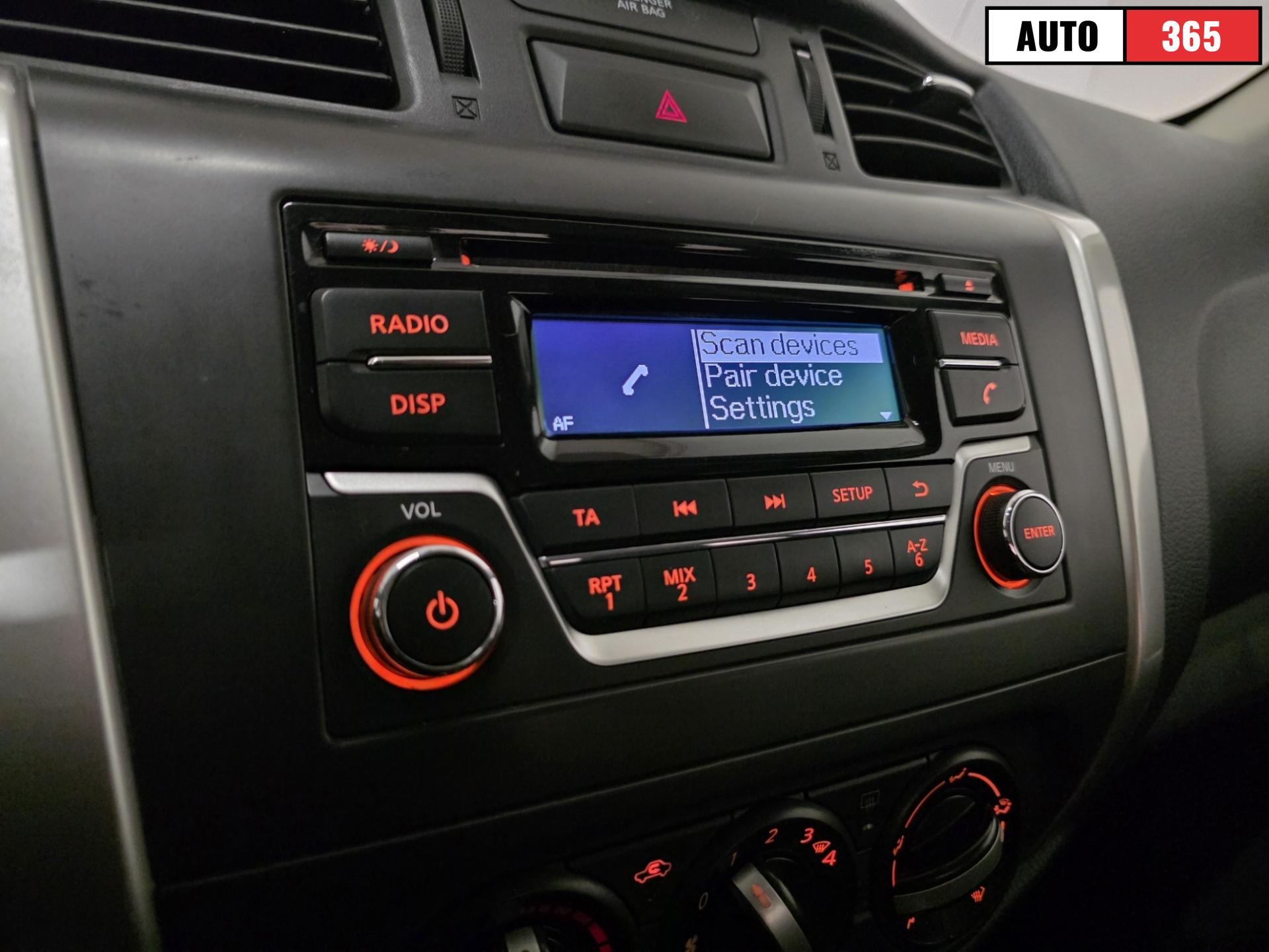 Nissan Navara - Image 17