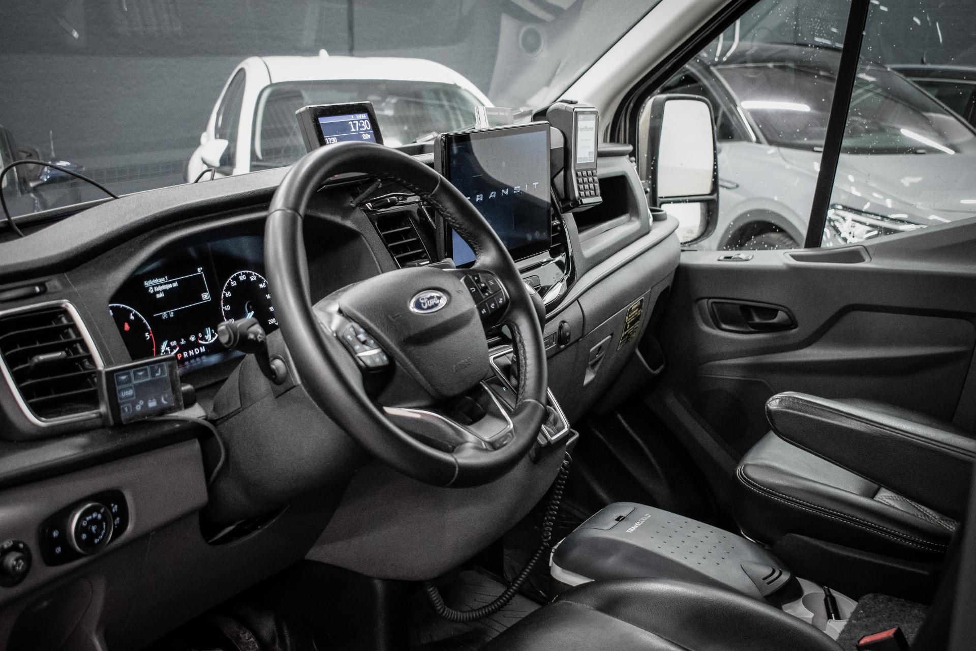 Ford Transit CarSport GLE V.I.P 2024, photo 6/22