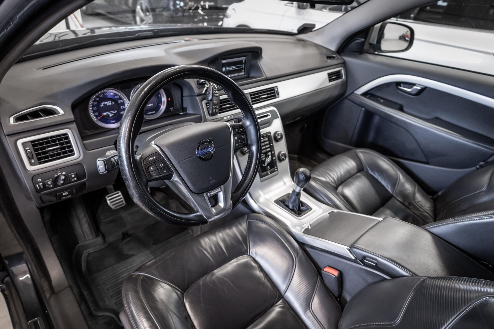 Volvo V70 D2 R-Design 2013, photo 5/27