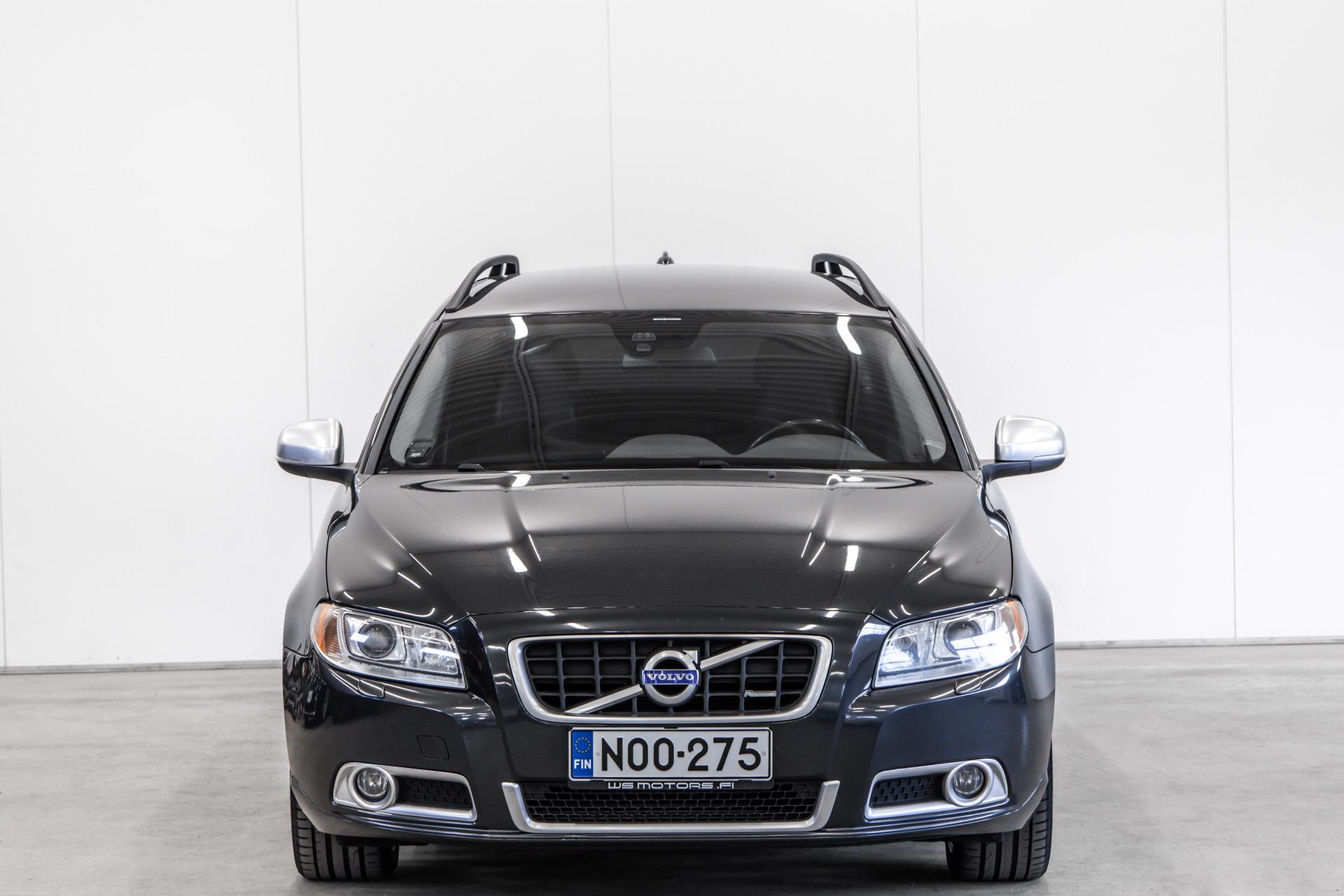Volvo V70 D2 R-Design 2013, photo 2/27