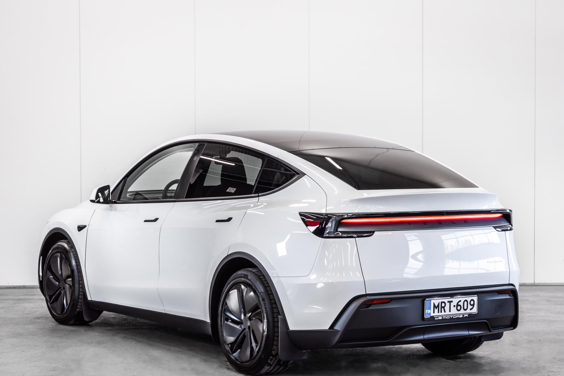 Tesla Model Y Long Range AWD Juniper 2025, kuva 4/35