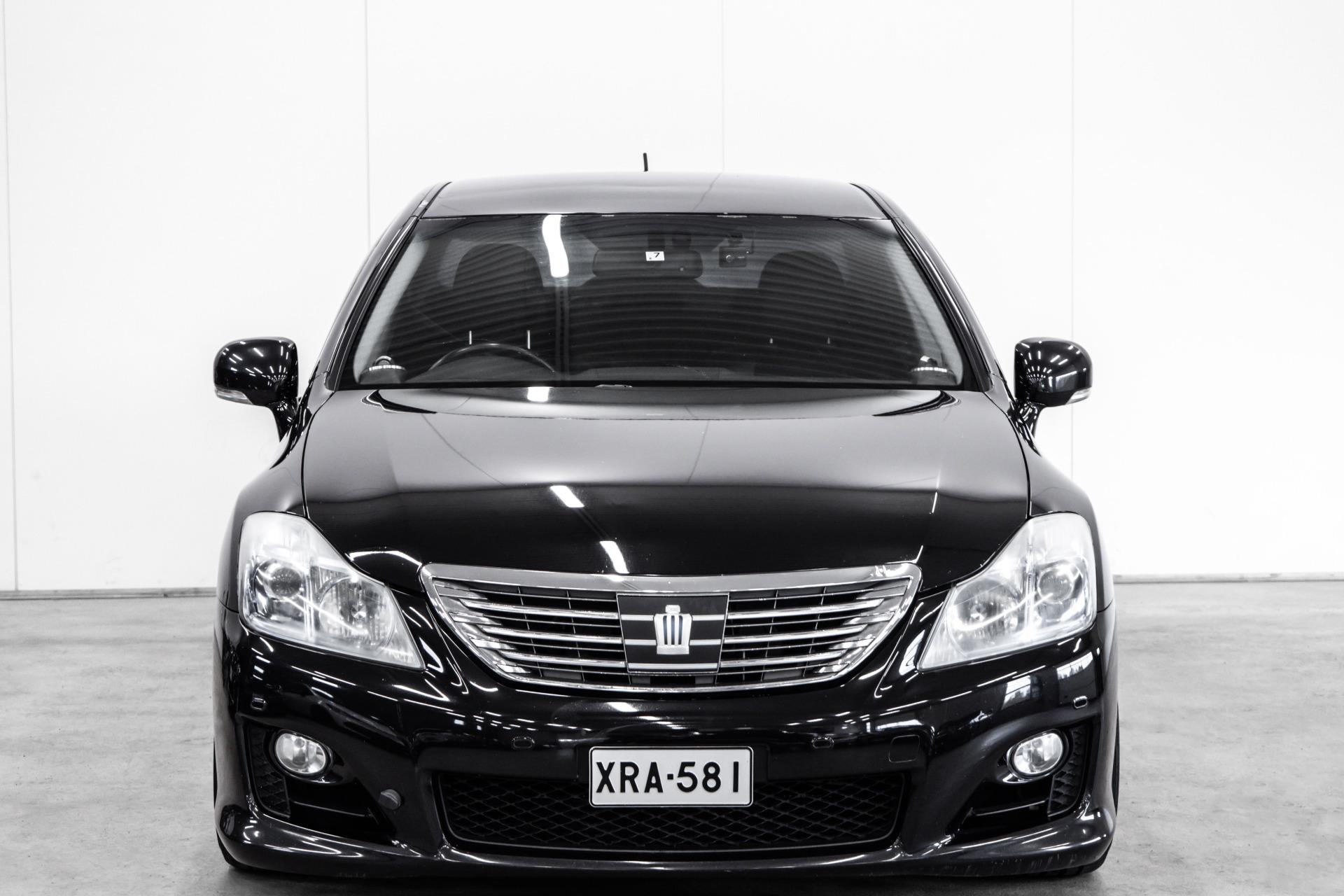 Toyota Crown Hybrid 3.5 V6 2009, kuva 2/30