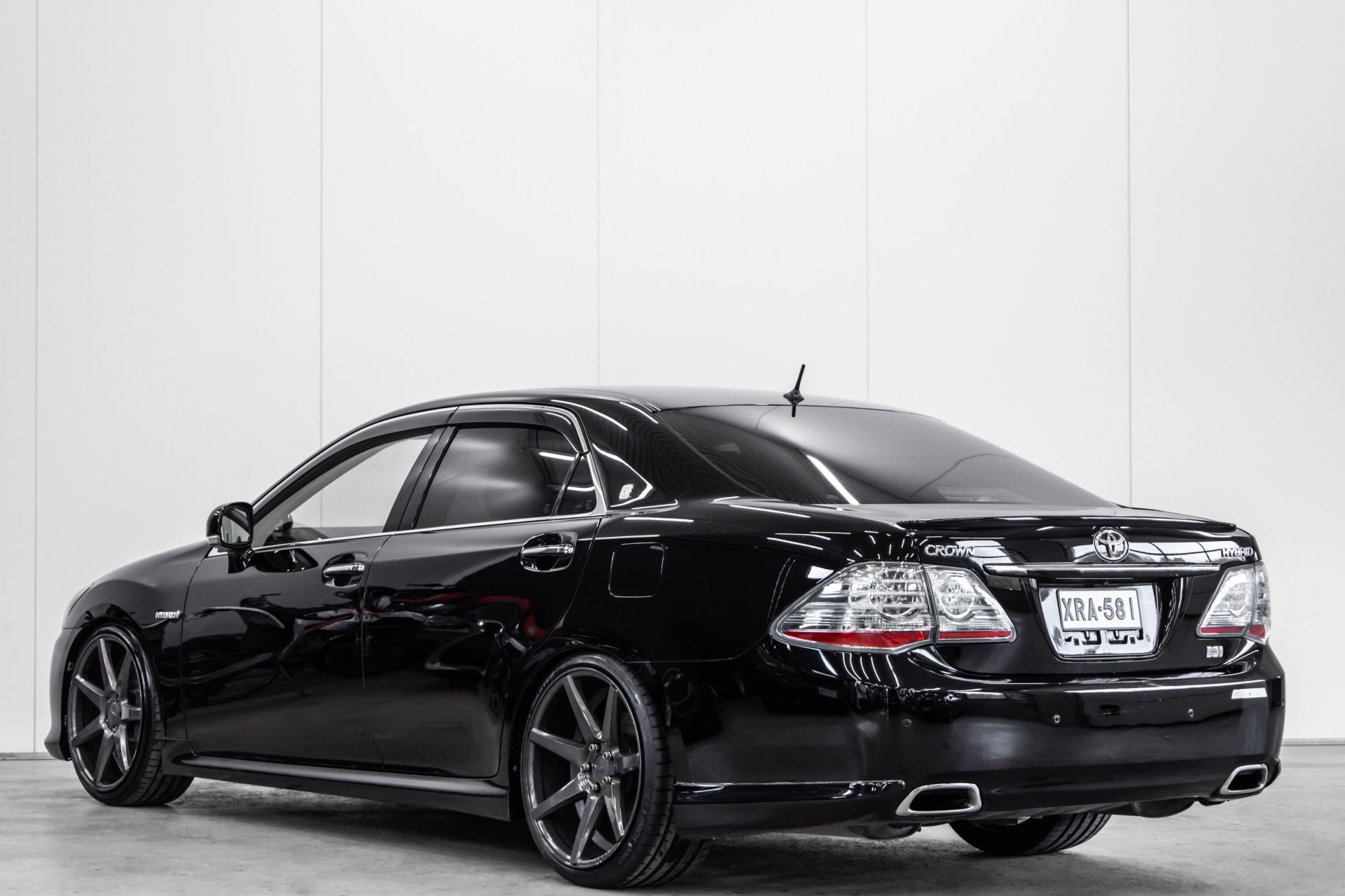 Toyota Crown Hybrid 3.5 V6 2009, kuva 4/30
