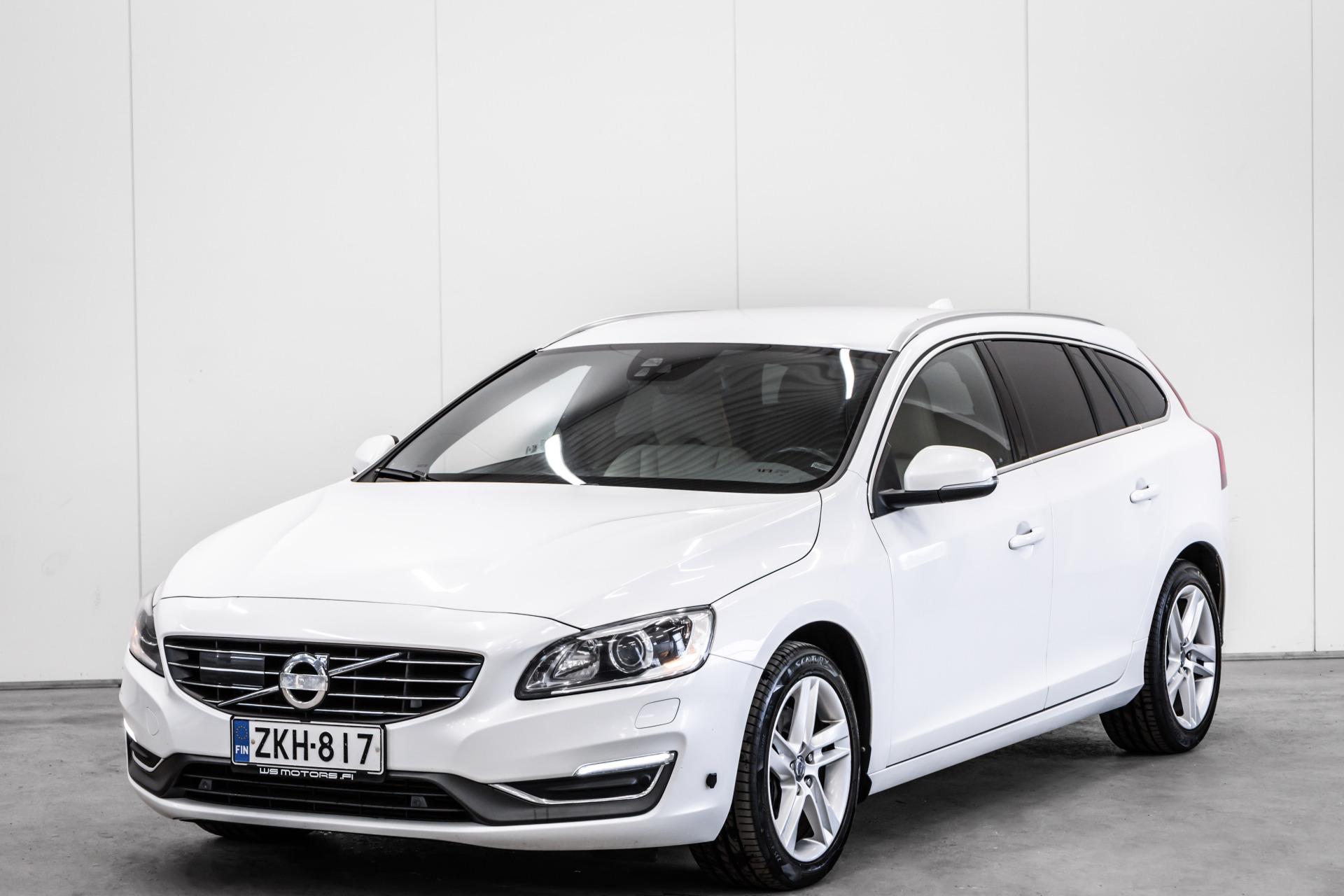 Volvo V60 D4 AWD Summum aut 2014, photo 3/29