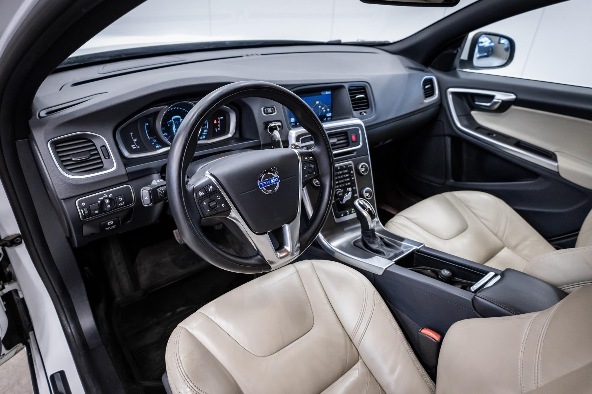 Volvo V60 D4 AWD Summum aut 2014, photo 5/29