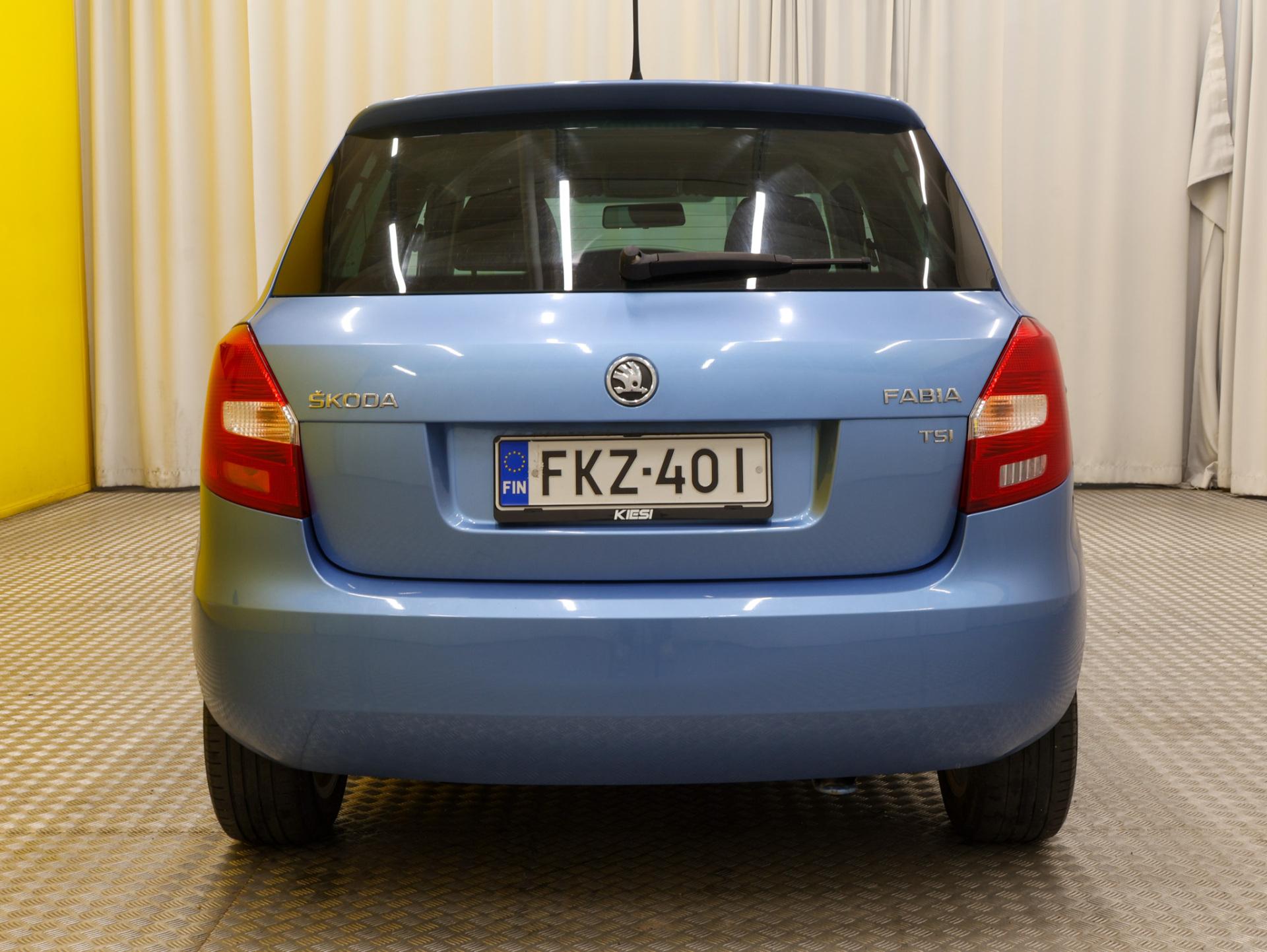 Näytä kaikki kuvat: 2013 Skoda Fabia