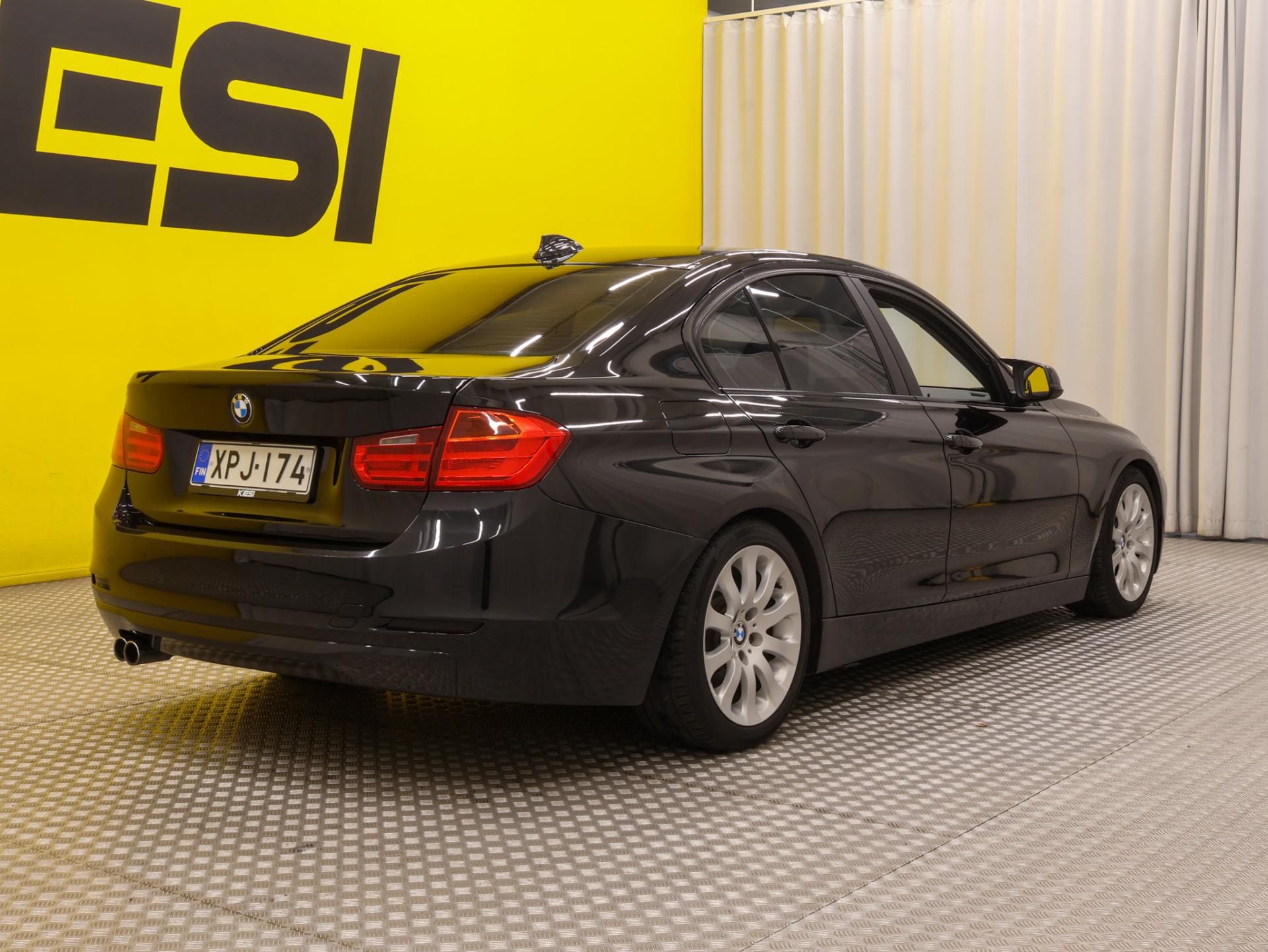 BMW 330 2013, kuva 3/28