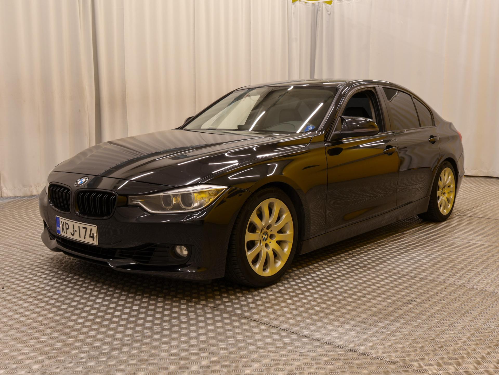 BMW 330 2013, kuva 7/28