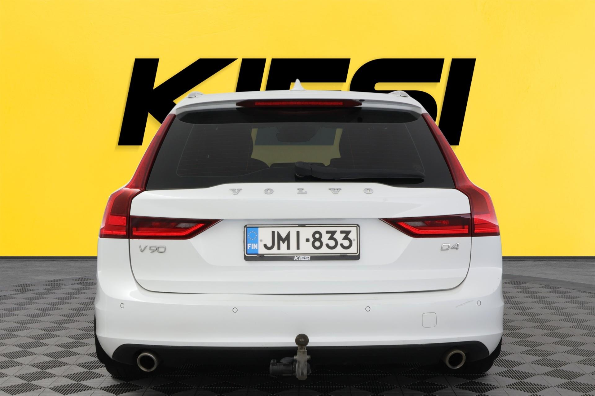 Volvo V90 D4 Momentum aut 2019, kuva 4/42