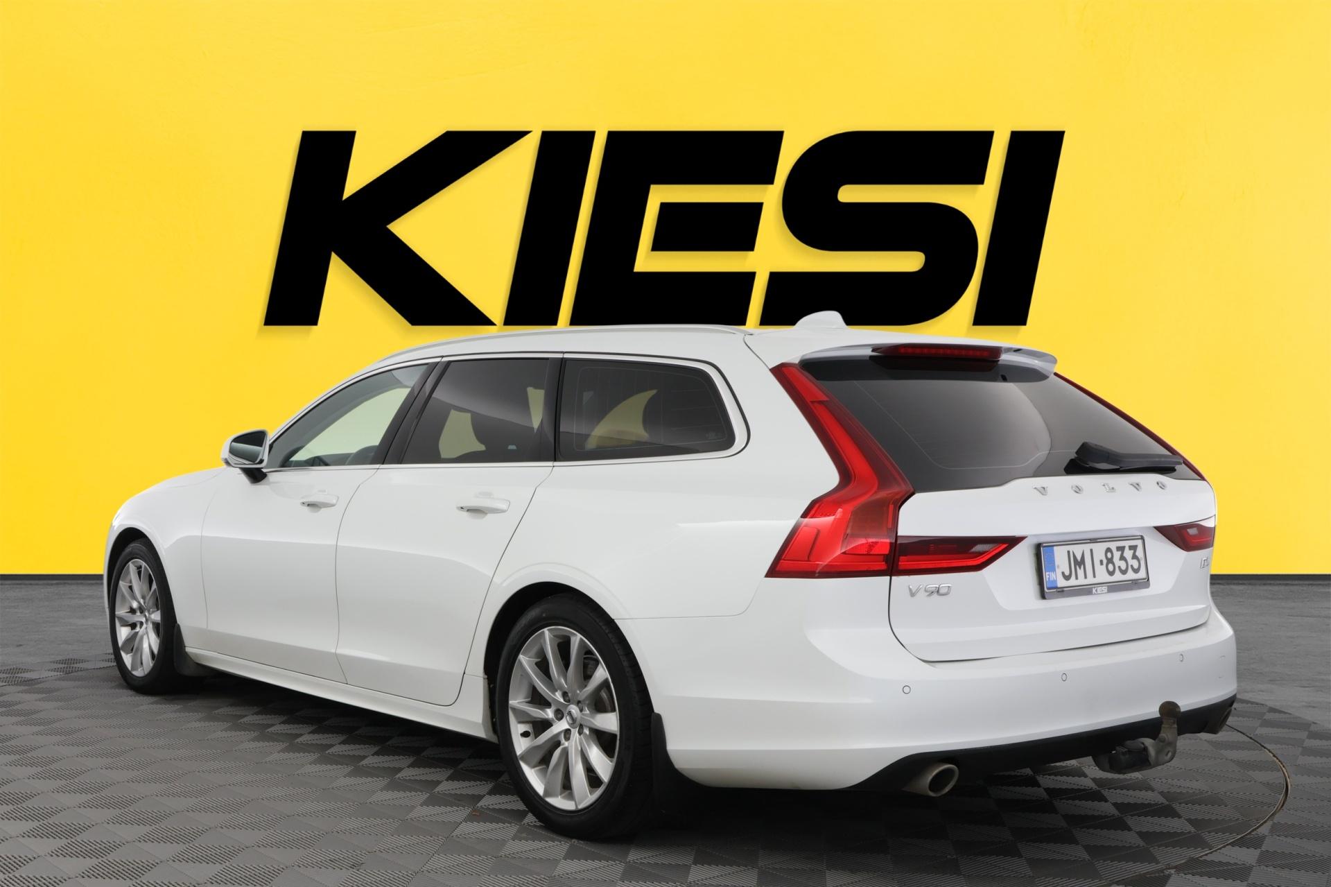 Volvo V90 D4 Momentum aut 2019, kuva 5/42