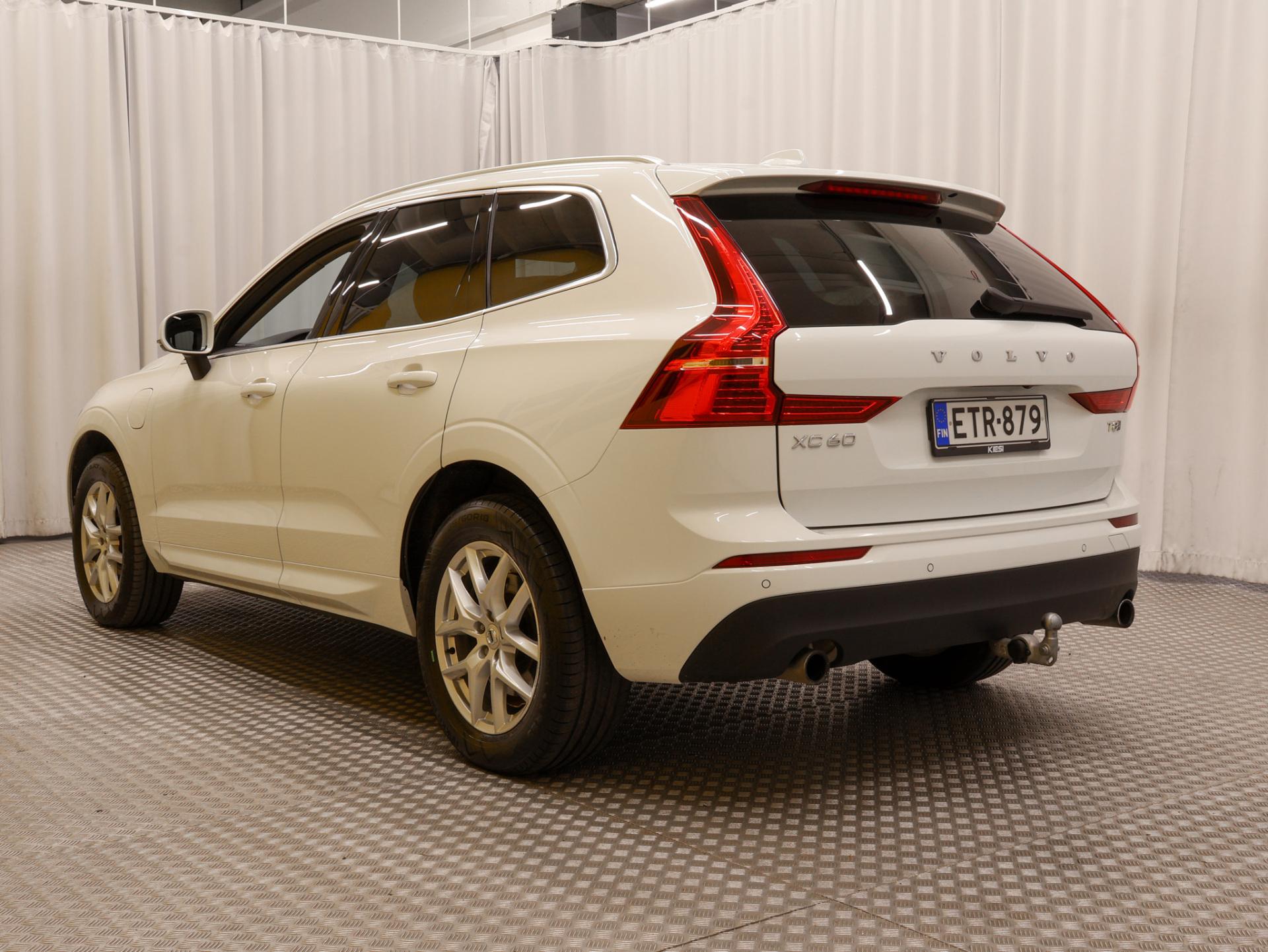 Volvo XC60 T8 AWD Momentum 2018, kuva 5/35