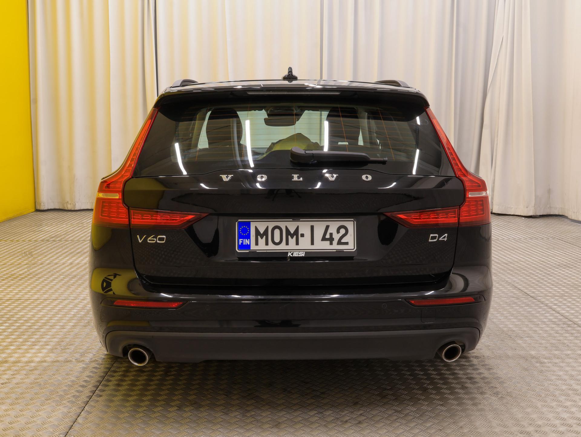 Näytä kaikki kuvat: 2019 Volvo V60