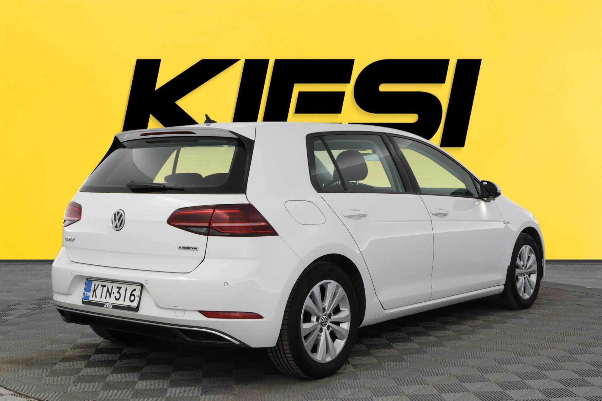 Näytä kaikki kuvat: 2018 Volkswagen Golf