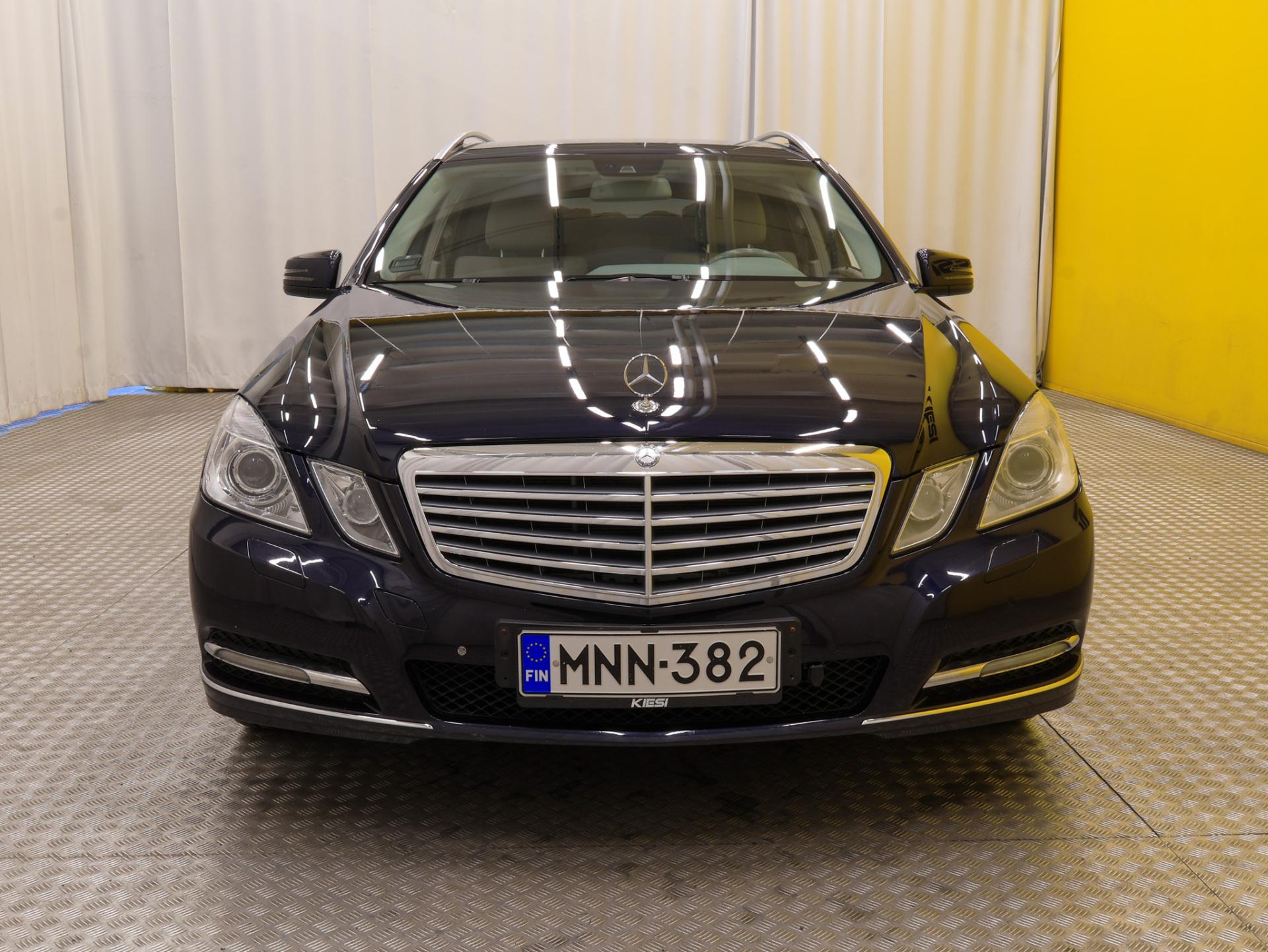 Mercedes-Benz E 220 CDI Elegance 2010, kuva 7/32