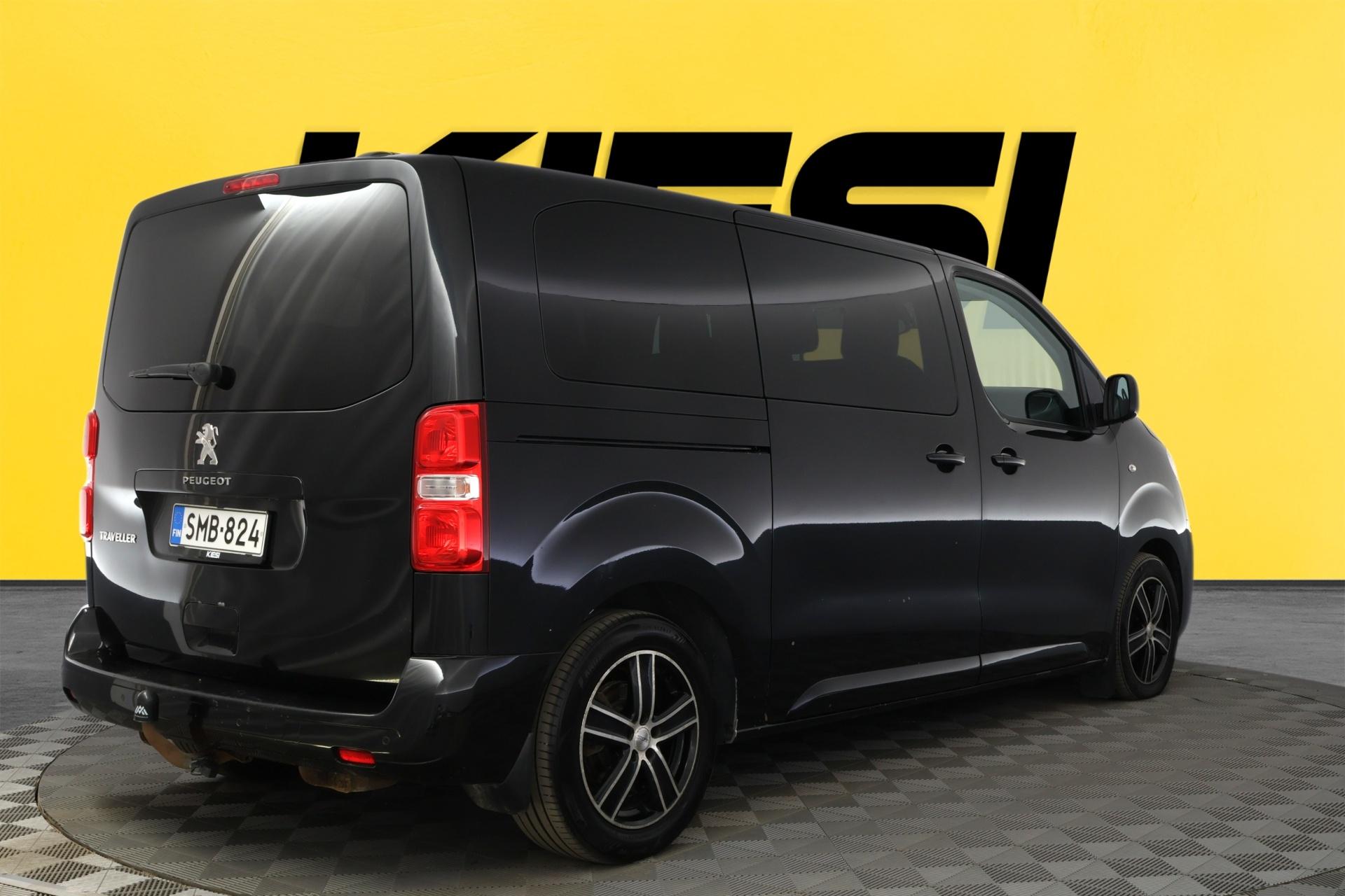 Näytä kaikki kuvat: 2017 Peugeot Traveller