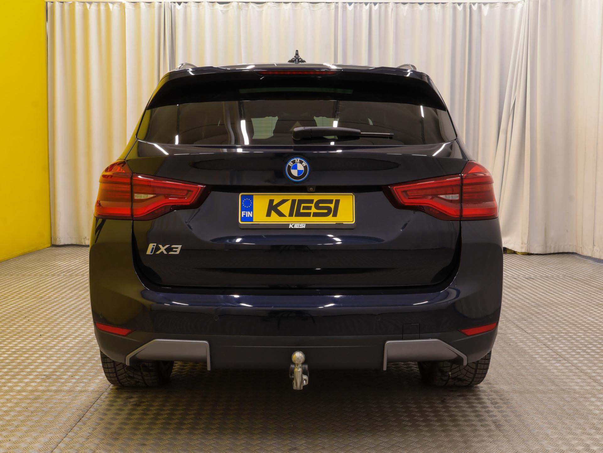 Näytä kaikki kuvat: 2022 BMW iX3