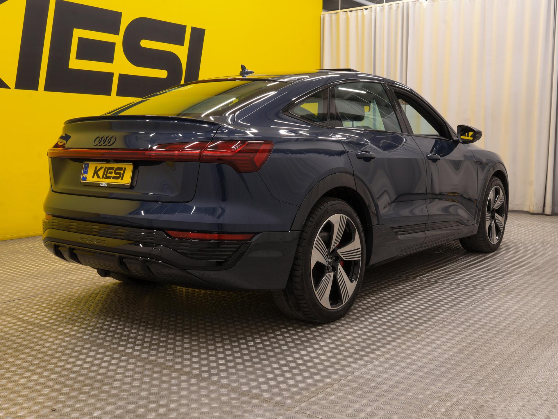 Pienoiskuva 3: 2024 Audi Q8 e-tron