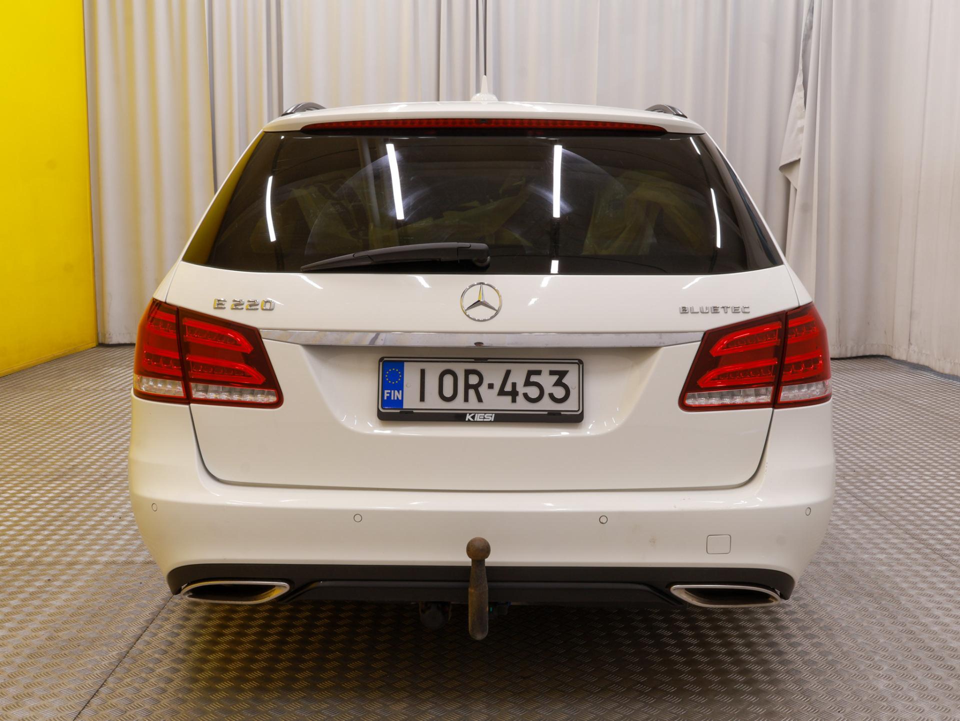 Näytä kaikki kuvat: 2015 Mercedes-Benz E