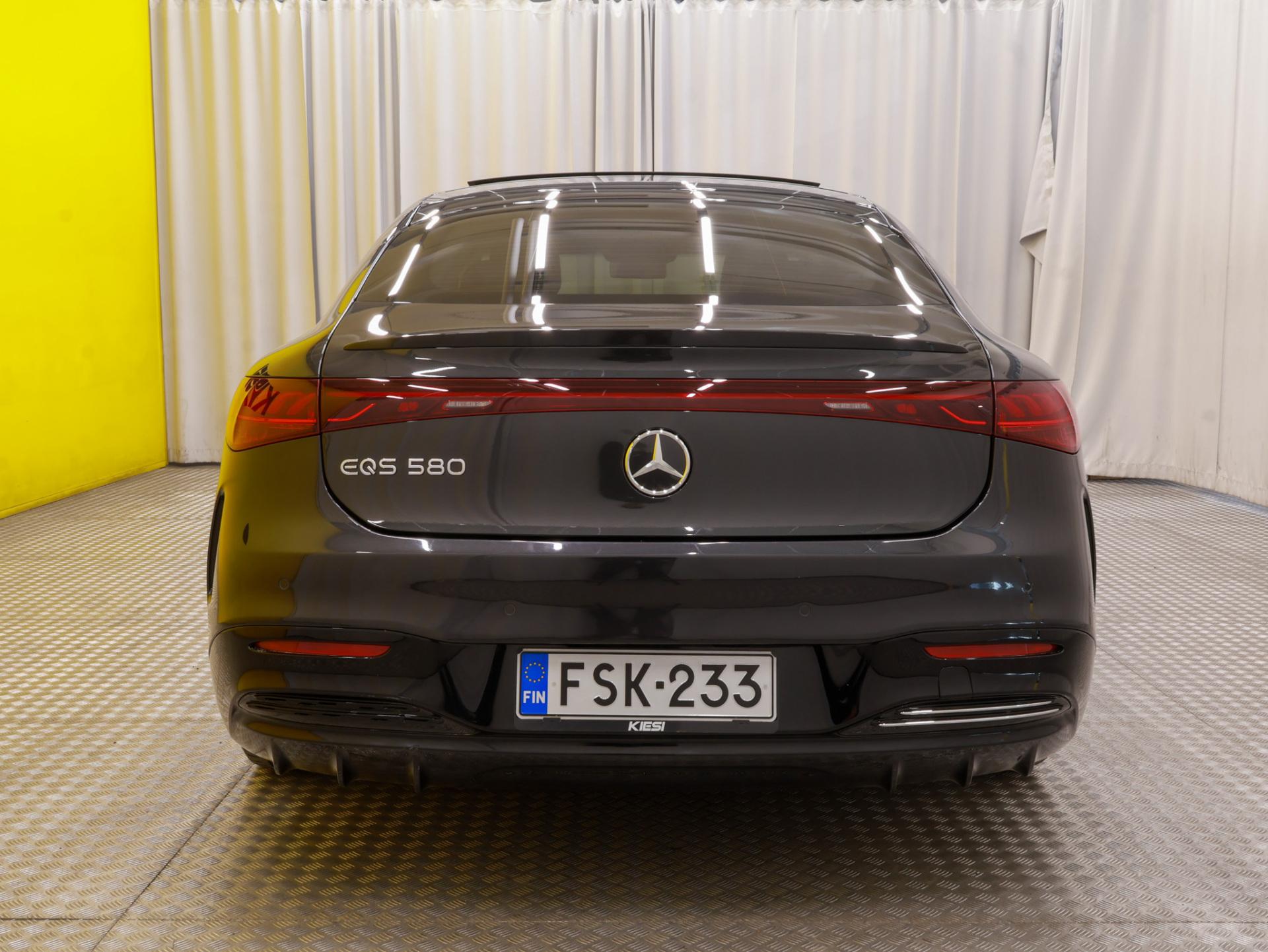 Näytä kaikki kuvat: 2022 Mercedes-Benz EQS