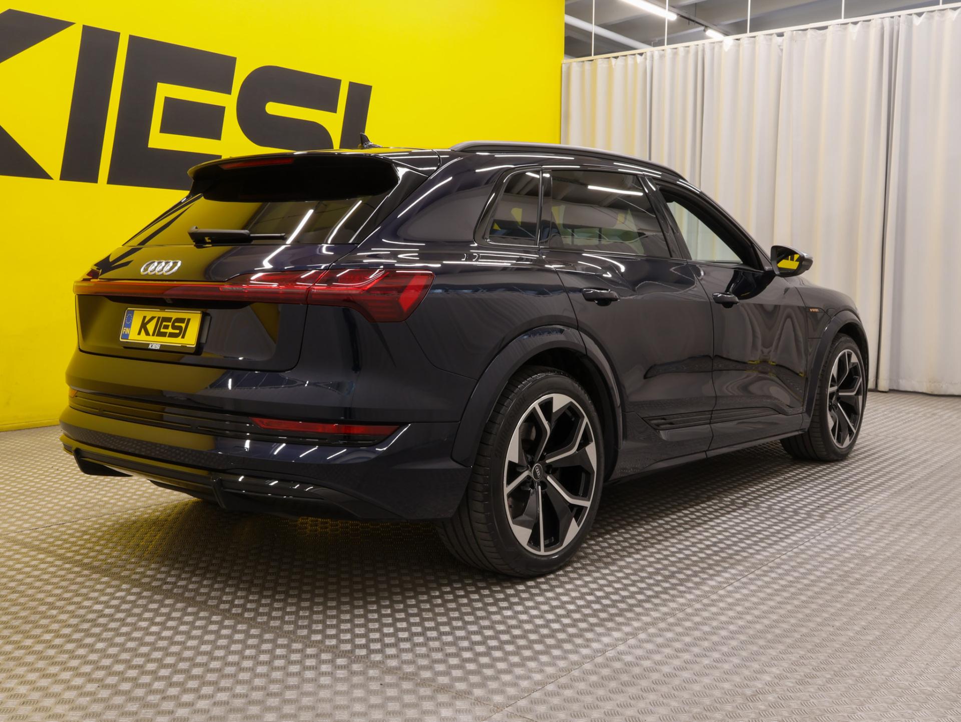 Pienoiskuva 2: 2023 Audi e-tron