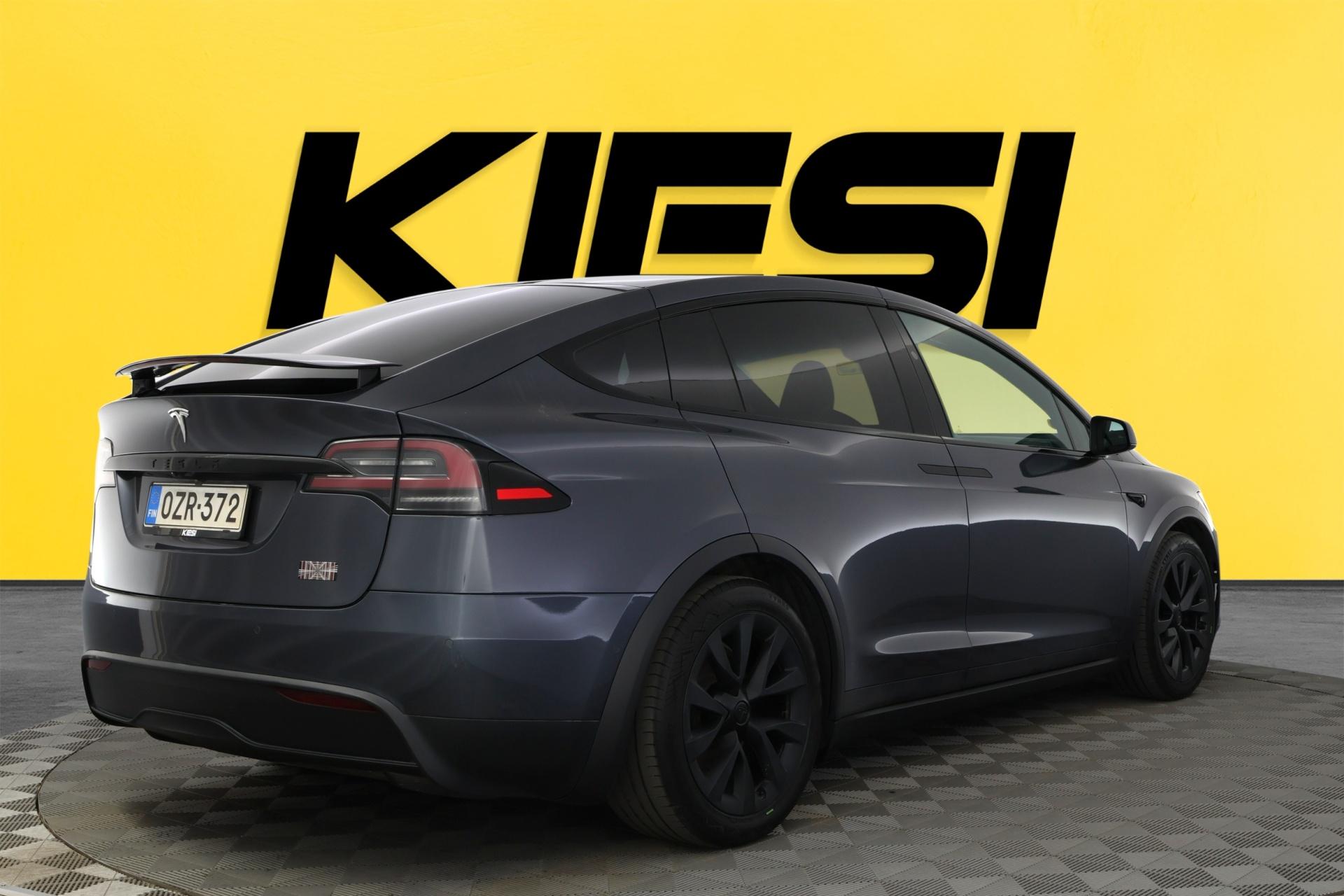 Näytä kaikki kuvat: 2023 Tesla Model X