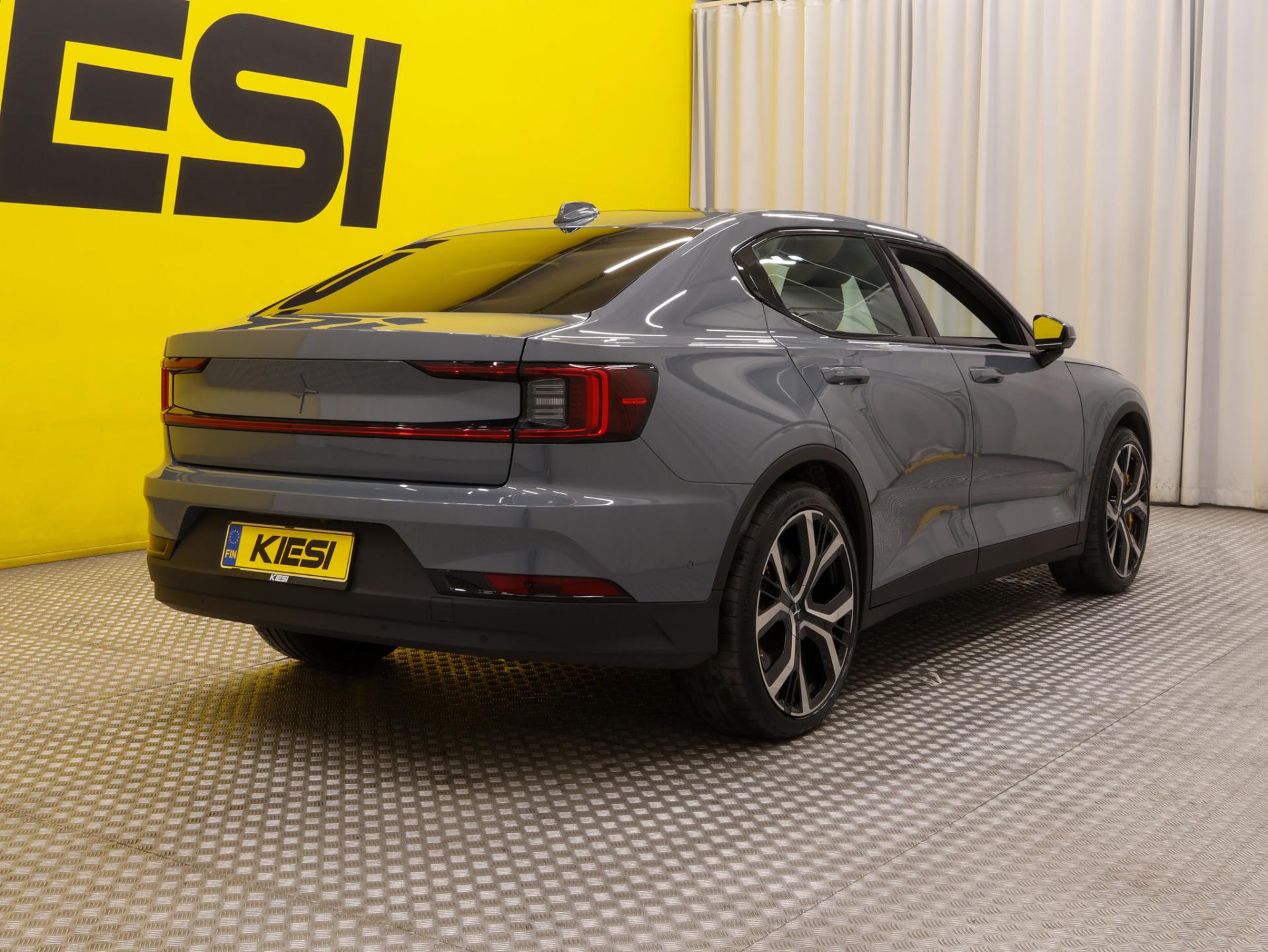 Pienoiskuva 3: 2023 Polestar 2