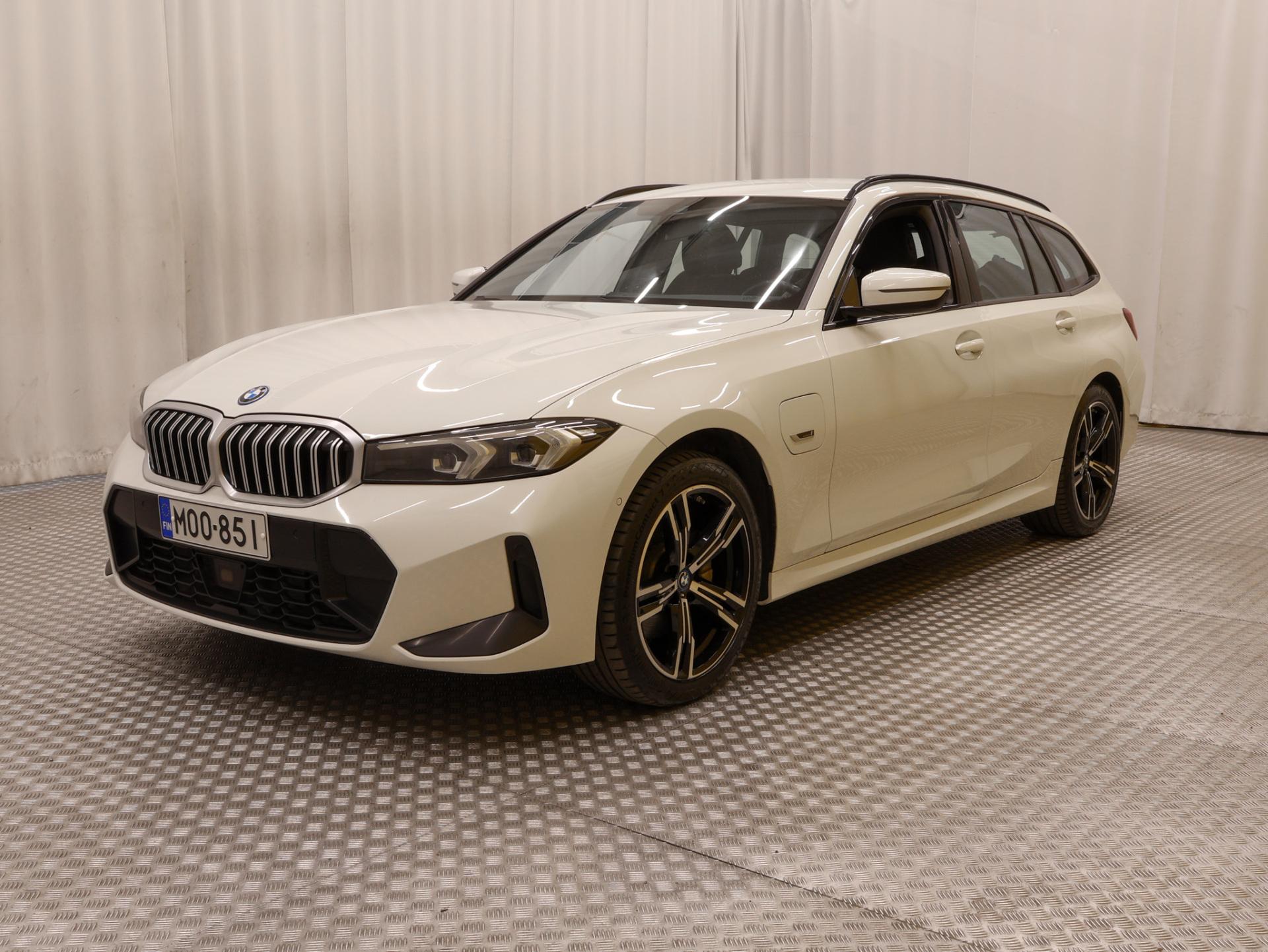 BMW 330 2023, kuva 6/40