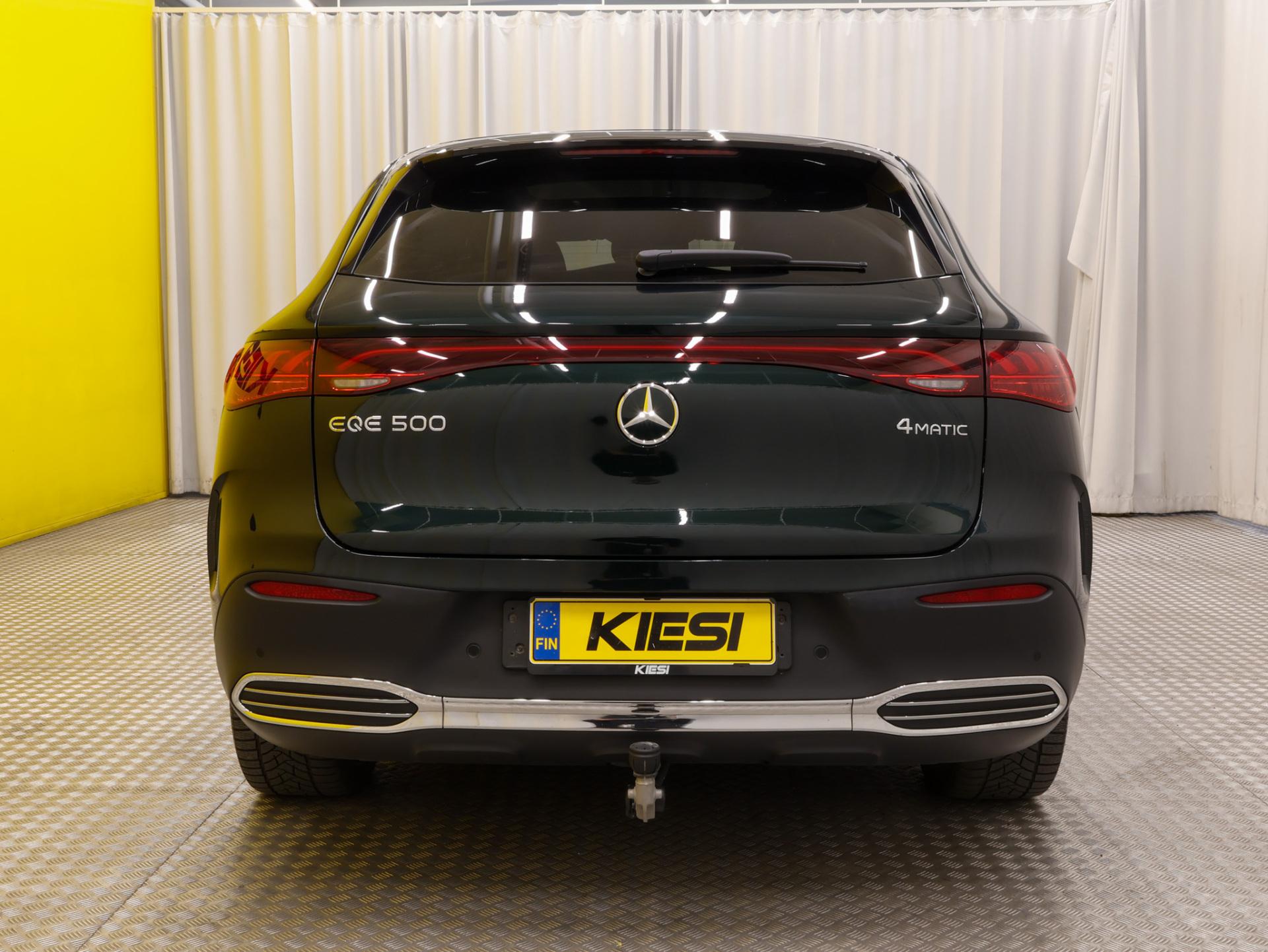Näytä kaikki kuvat: 2023 Mercedes-Benz EQE SUV