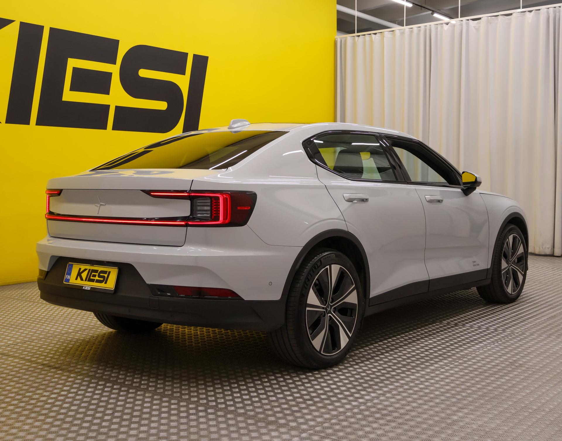 Pienoiskuva 3: 2024 Polestar 2