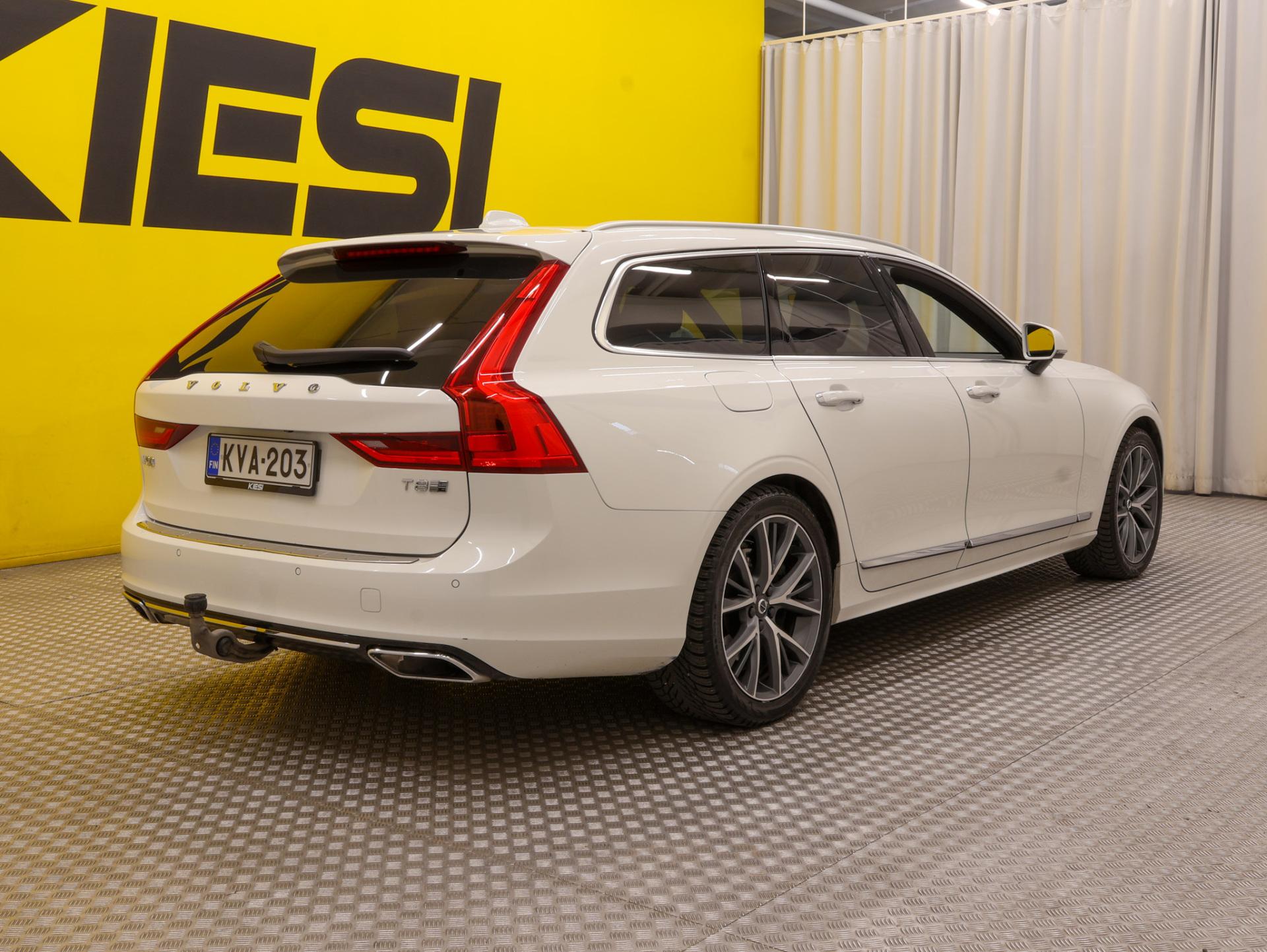 Volvo V90 T8 TwE AWD Inscription aut 2020, kuva 3/40