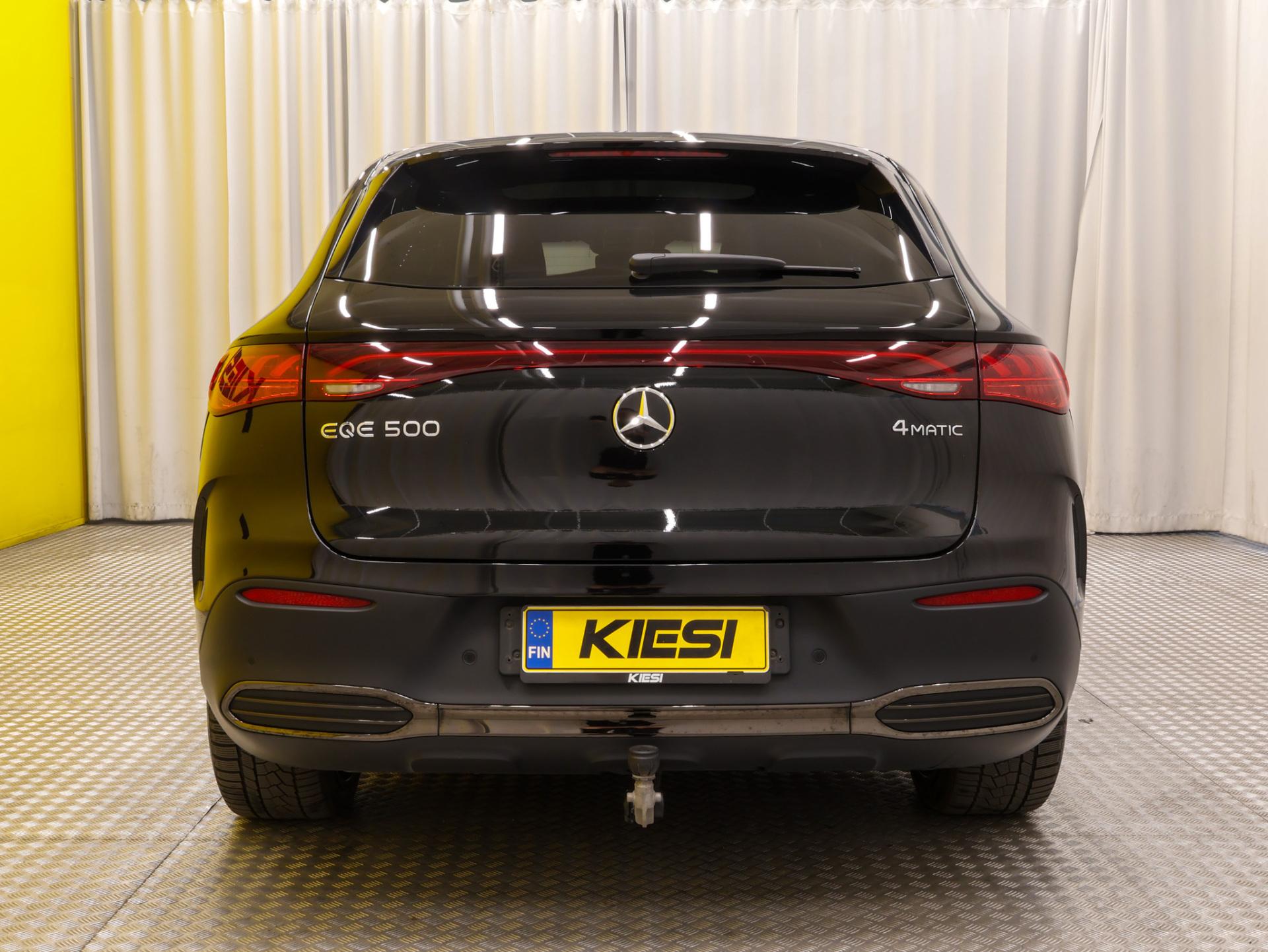 Näytä kaikki kuvat: 2023 Mercedes-Benz EQE SUV