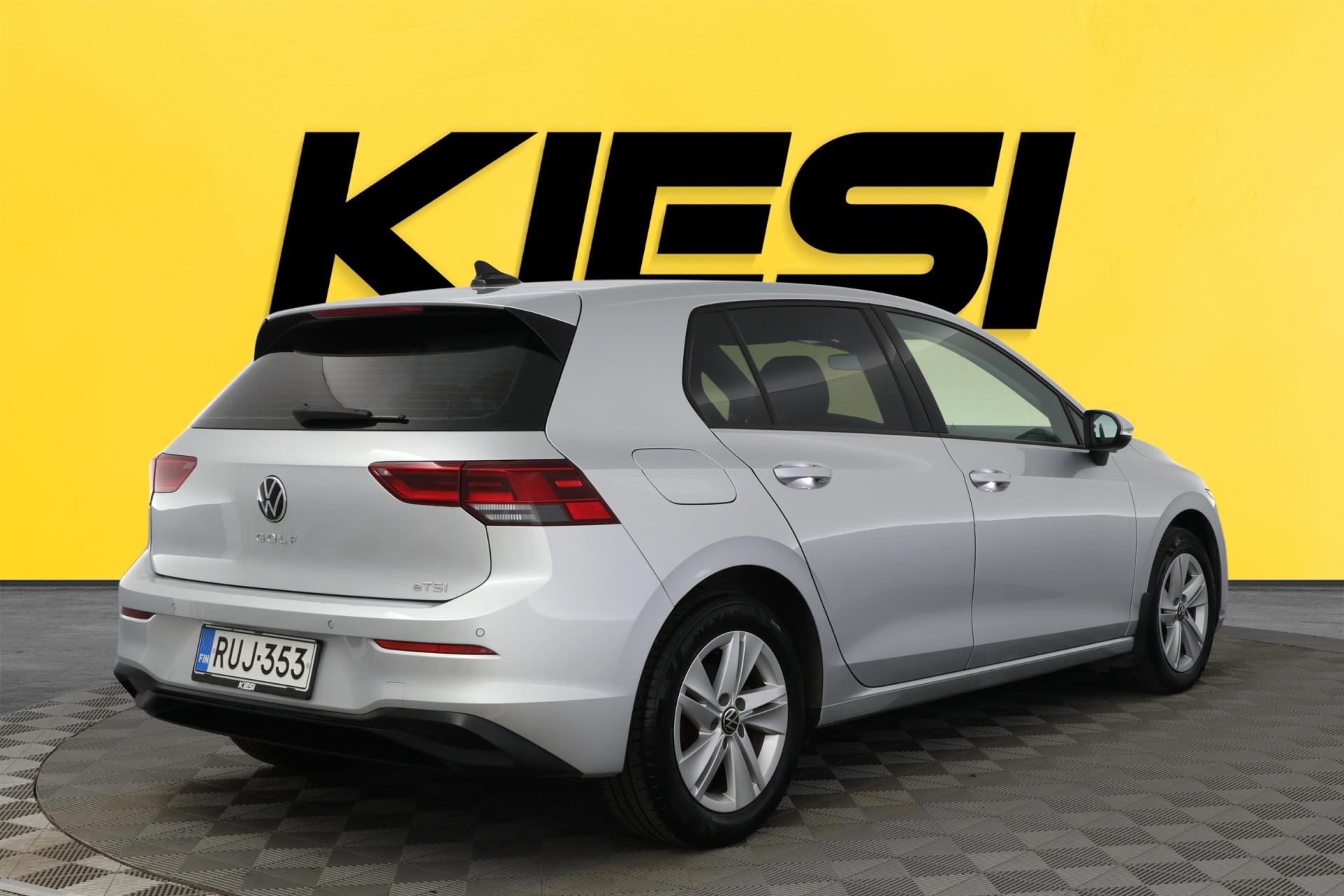Näytä kaikki kuvat: 2021 Volkswagen Golf