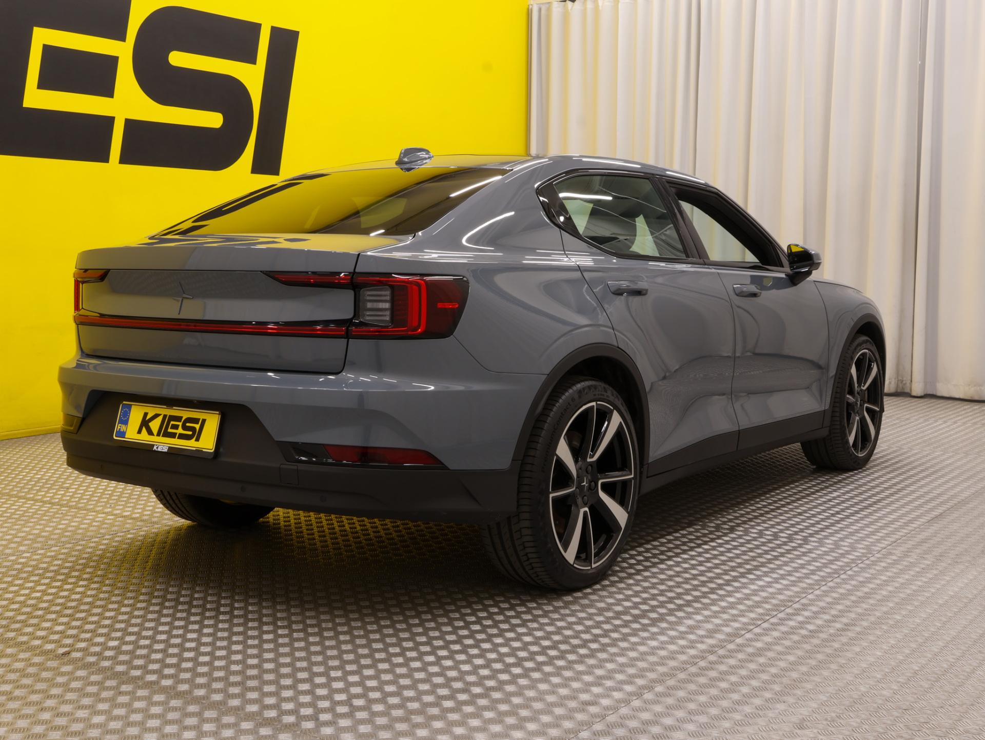 Pienoiskuva 3: 2022 Polestar 2