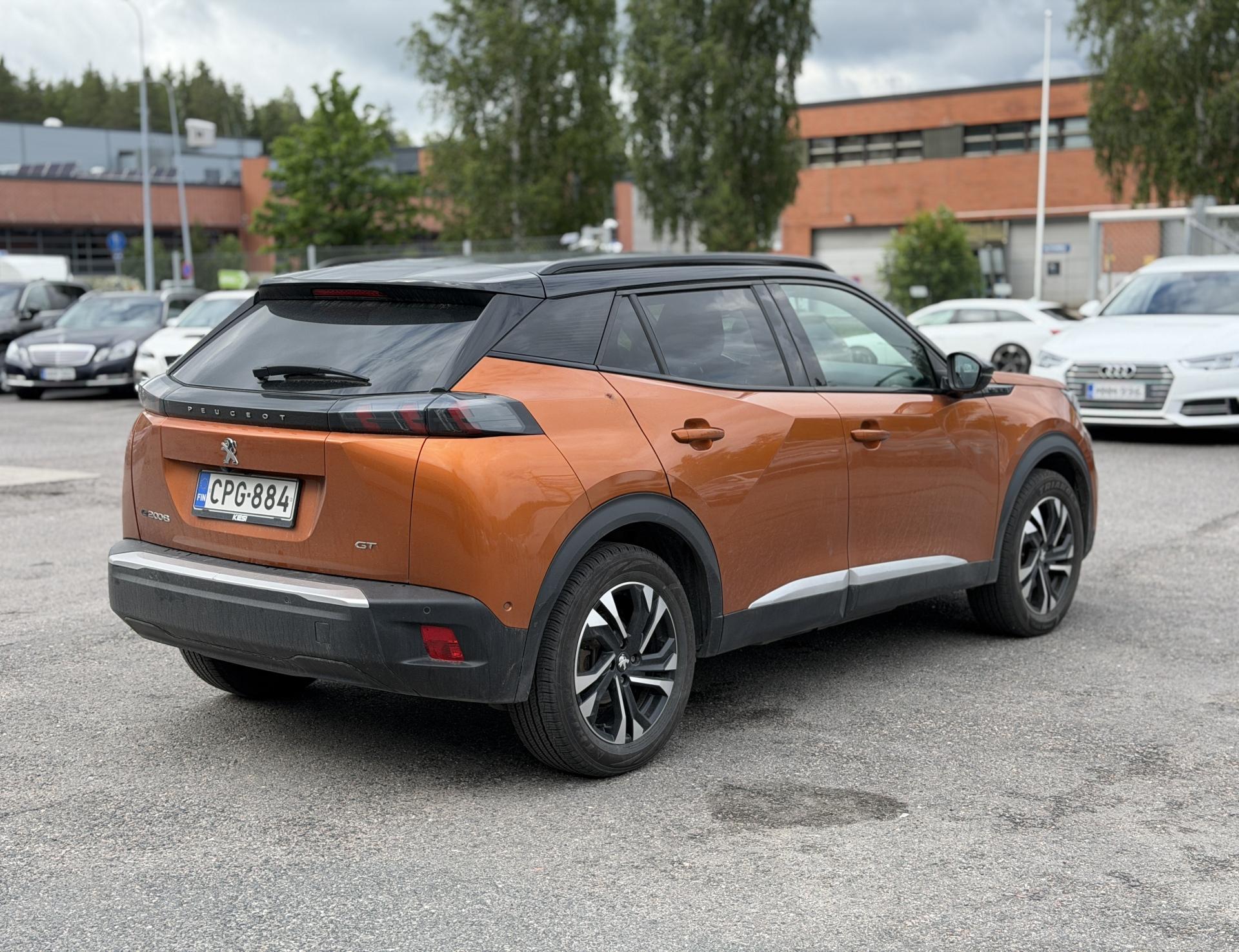 Näytä kaikki kuvat: 2021 Peugeot 2008