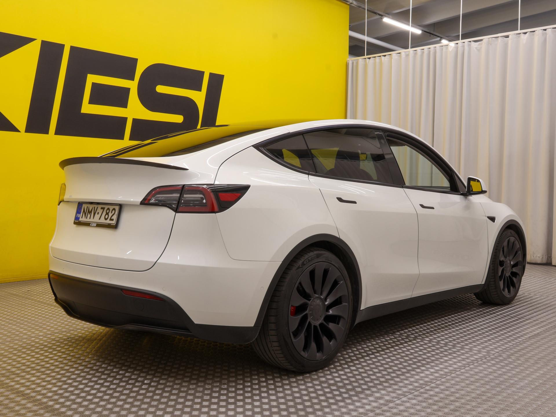 Pienoiskuva 3: 2022 Tesla Model Y