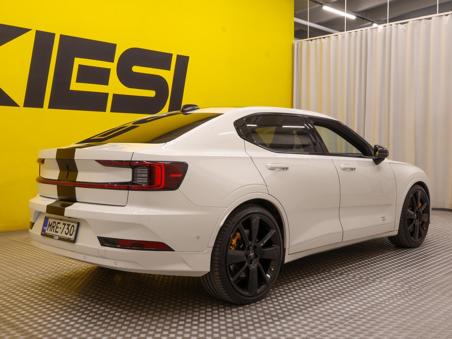 Pienoiskuva 3: 2022 Polestar 2