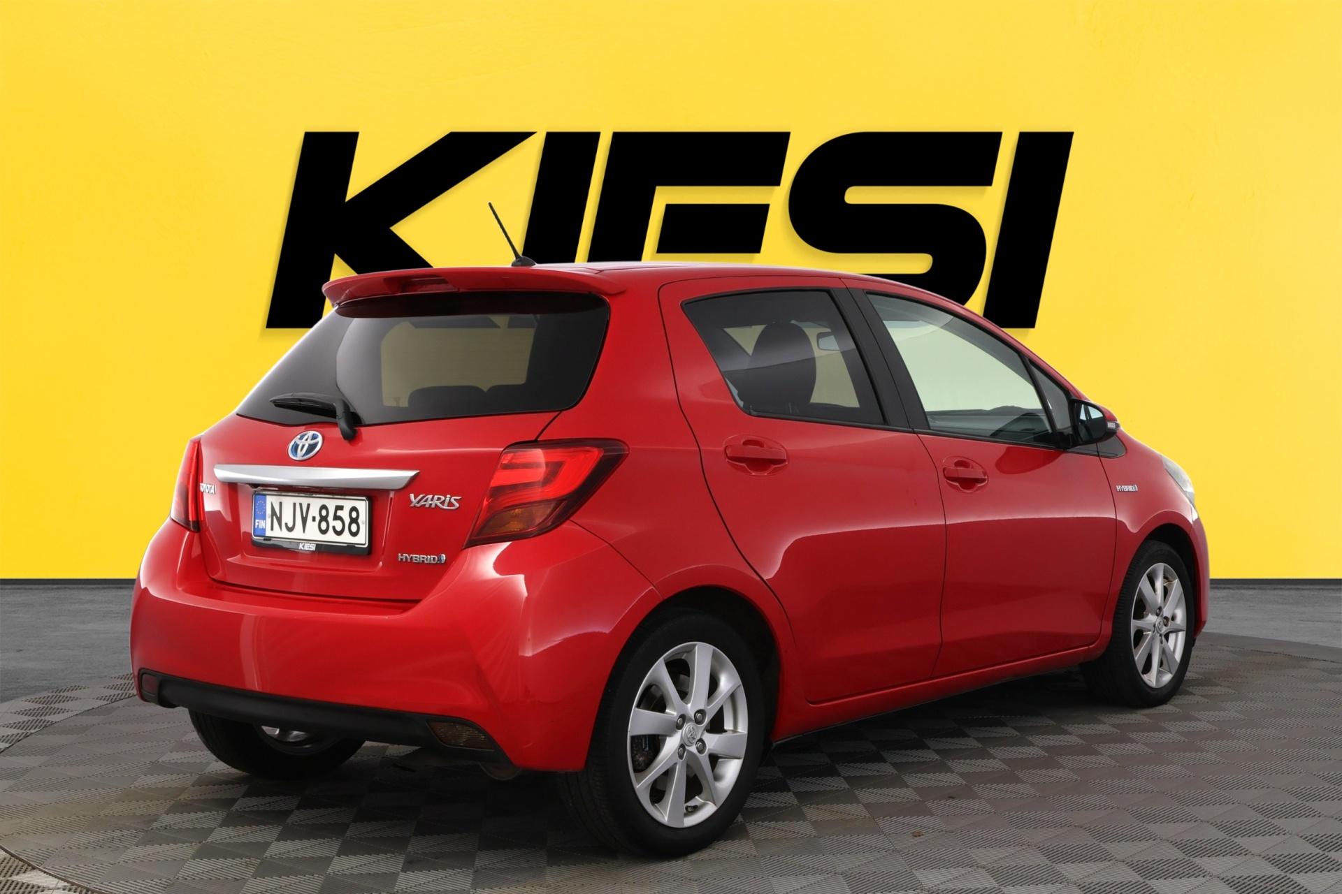 Näytä kaikki kuvat: 2015 Toyota Yaris