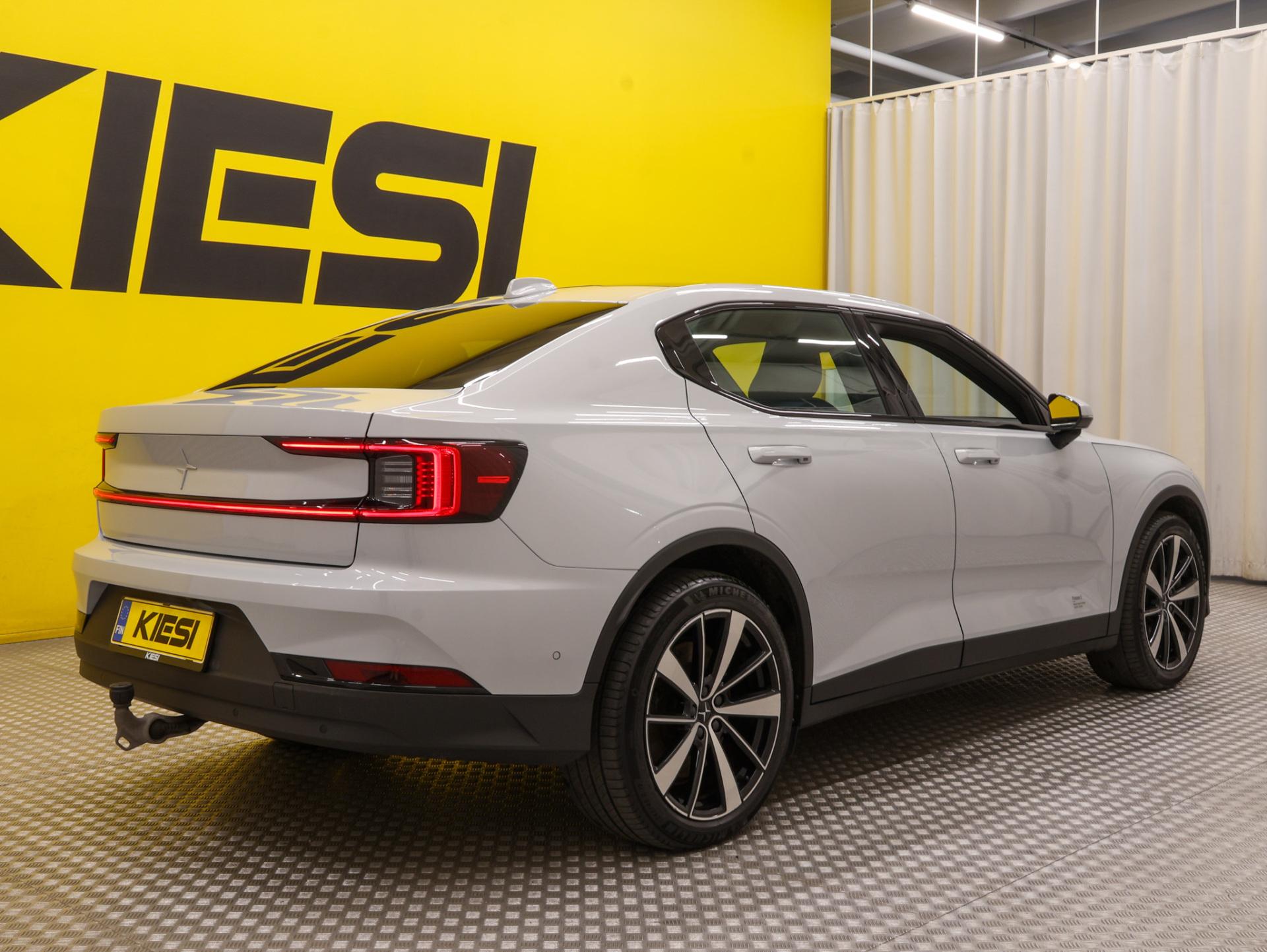 Pienoiskuva 3: 2022 Polestar 2
