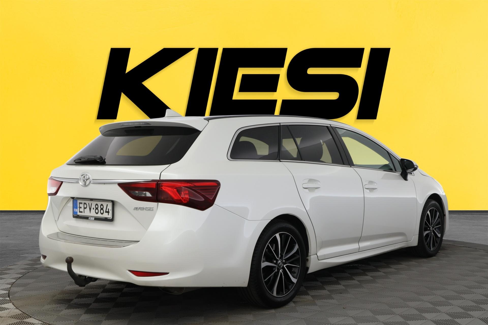 Näytä kaikki kuvat: 2018 Toyota Avensis